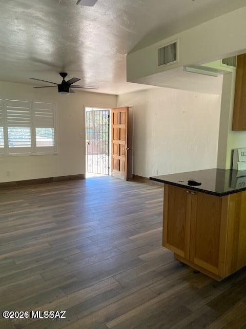 Country Club Heights - Residential Lease