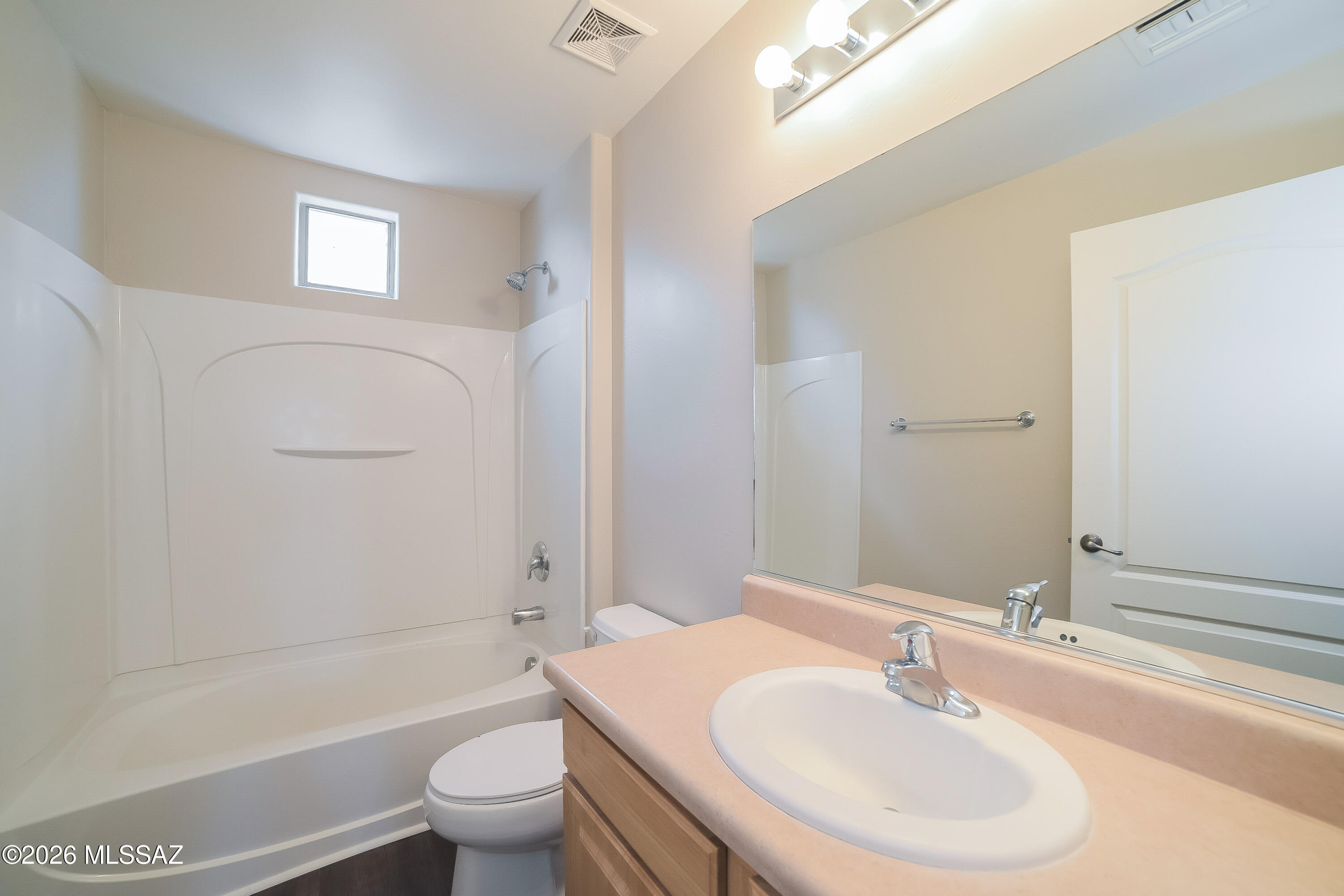 Valencia Reserve (1-326) - Residential Lease