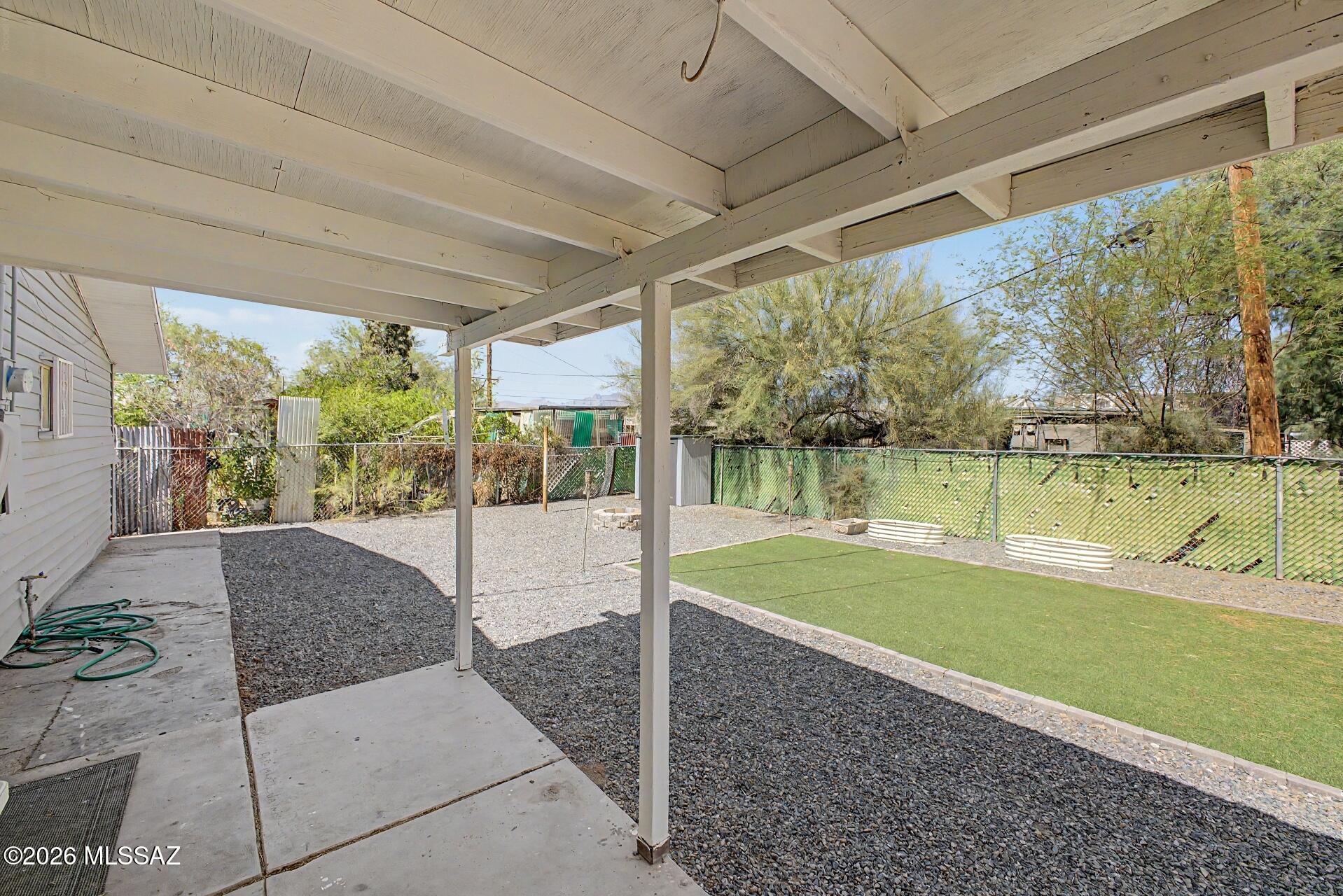 El Rio Park - Residential Income