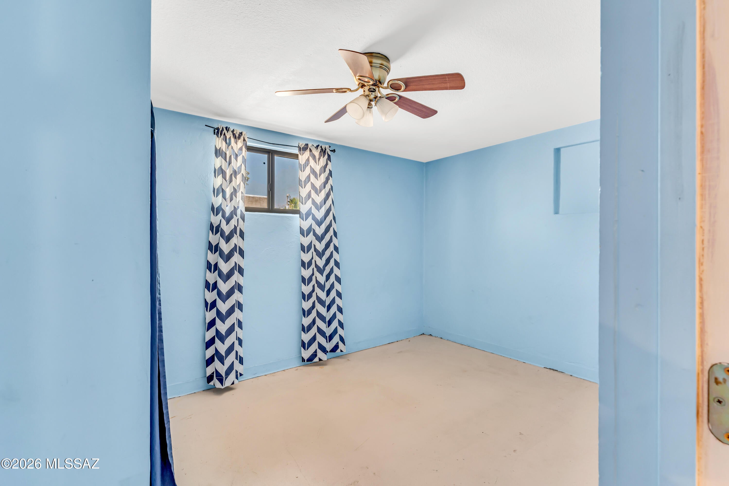 Miracle Mile Manor - Residential