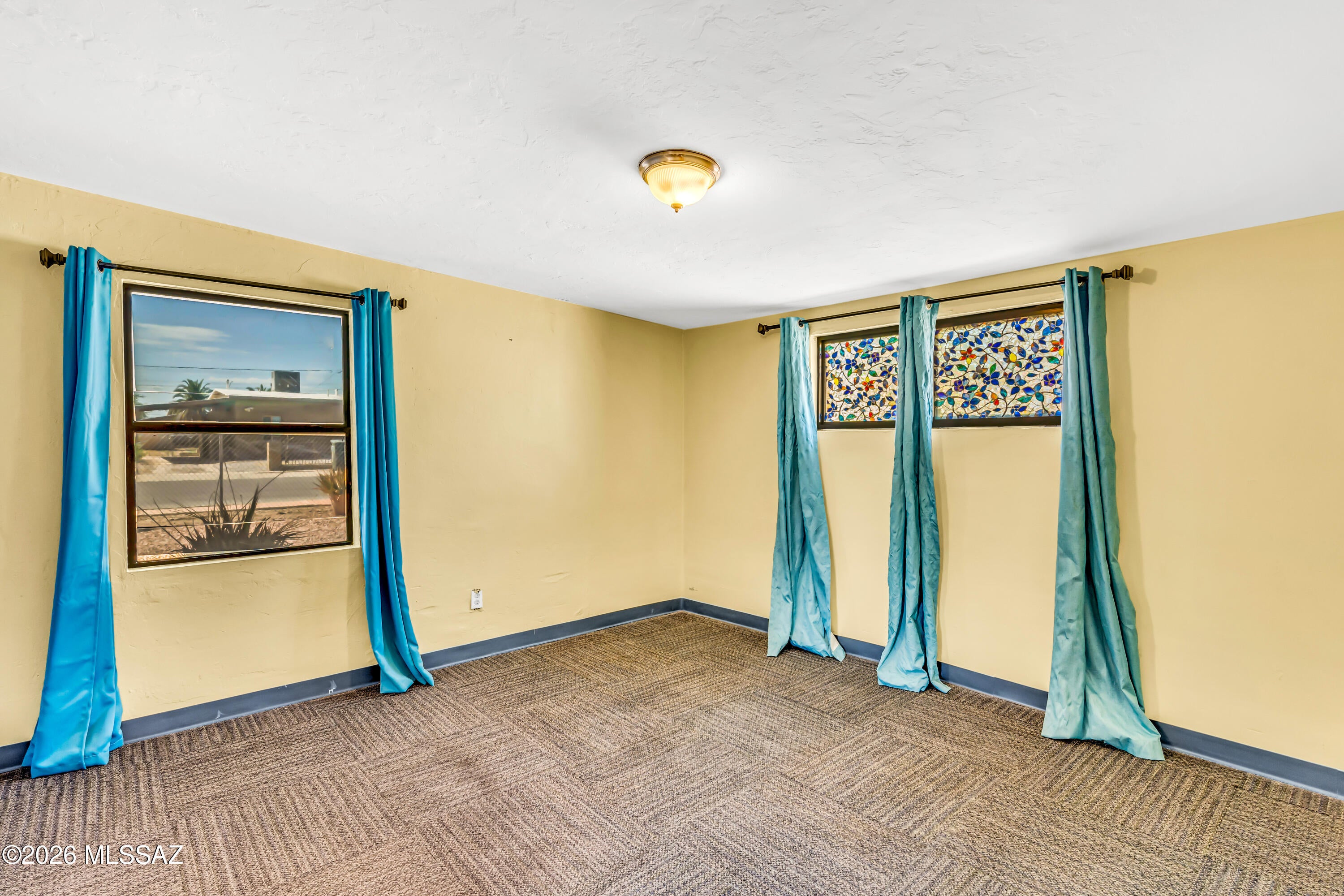 Miracle Mile Manor - Residential
