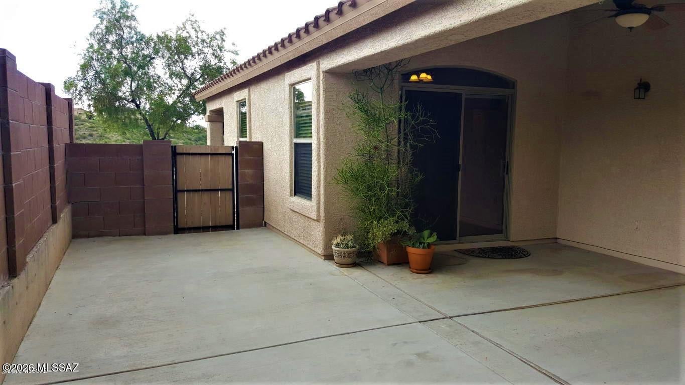 Rancho Del Lago (608-1030) - Residential Lease