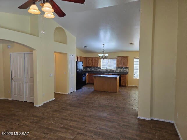 Rancho Del Lago (608-1030) - Residential Lease