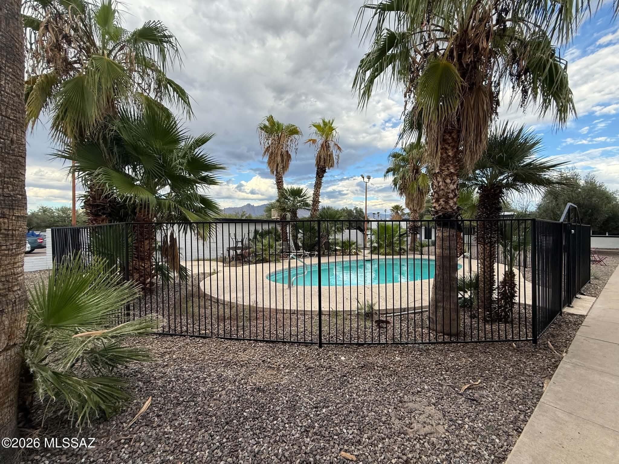 Hedrick Acreage Tract NO 3 - Residential Lease