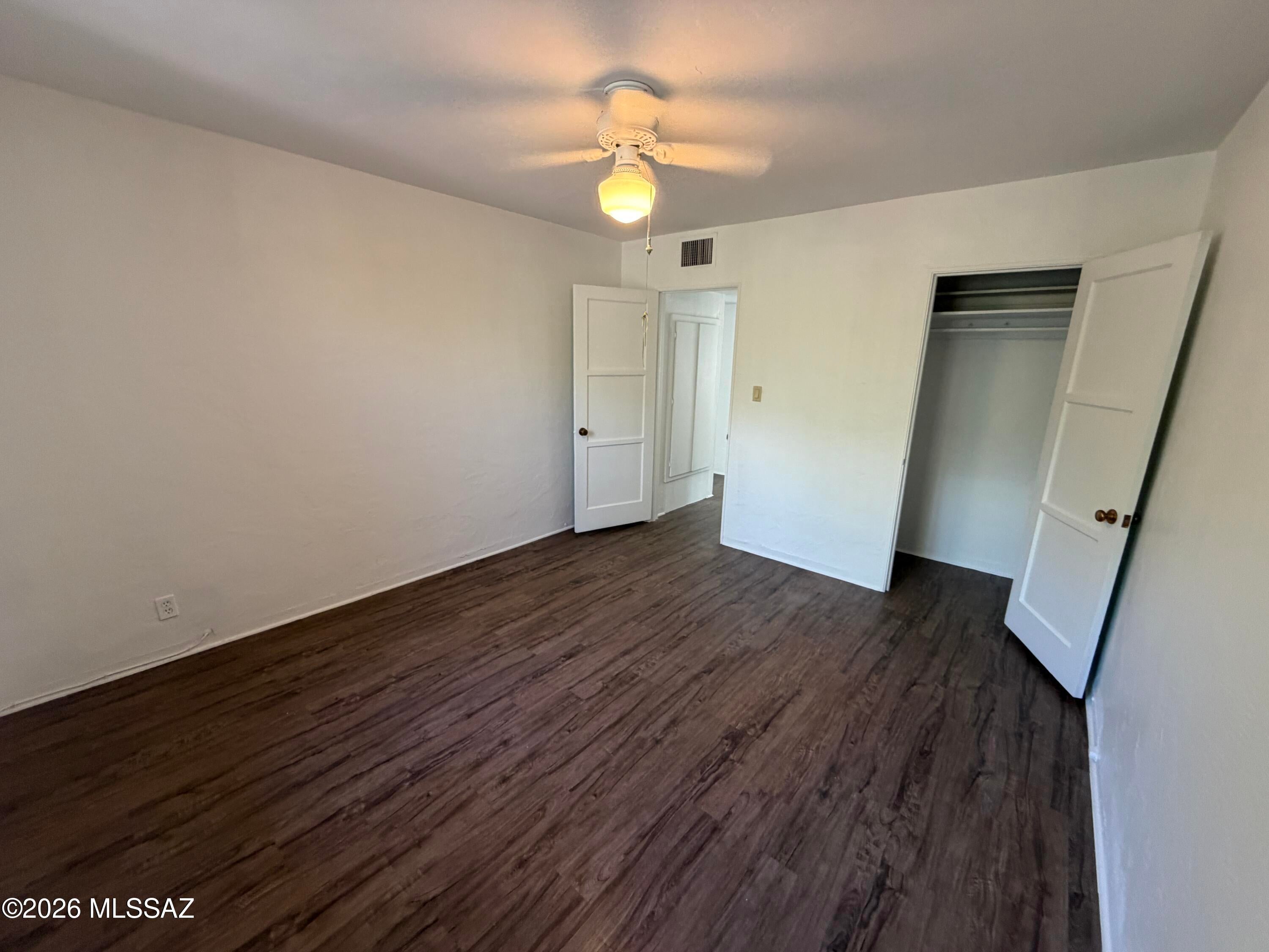 Country Club Manor Condos (1-51) - Residential Lease