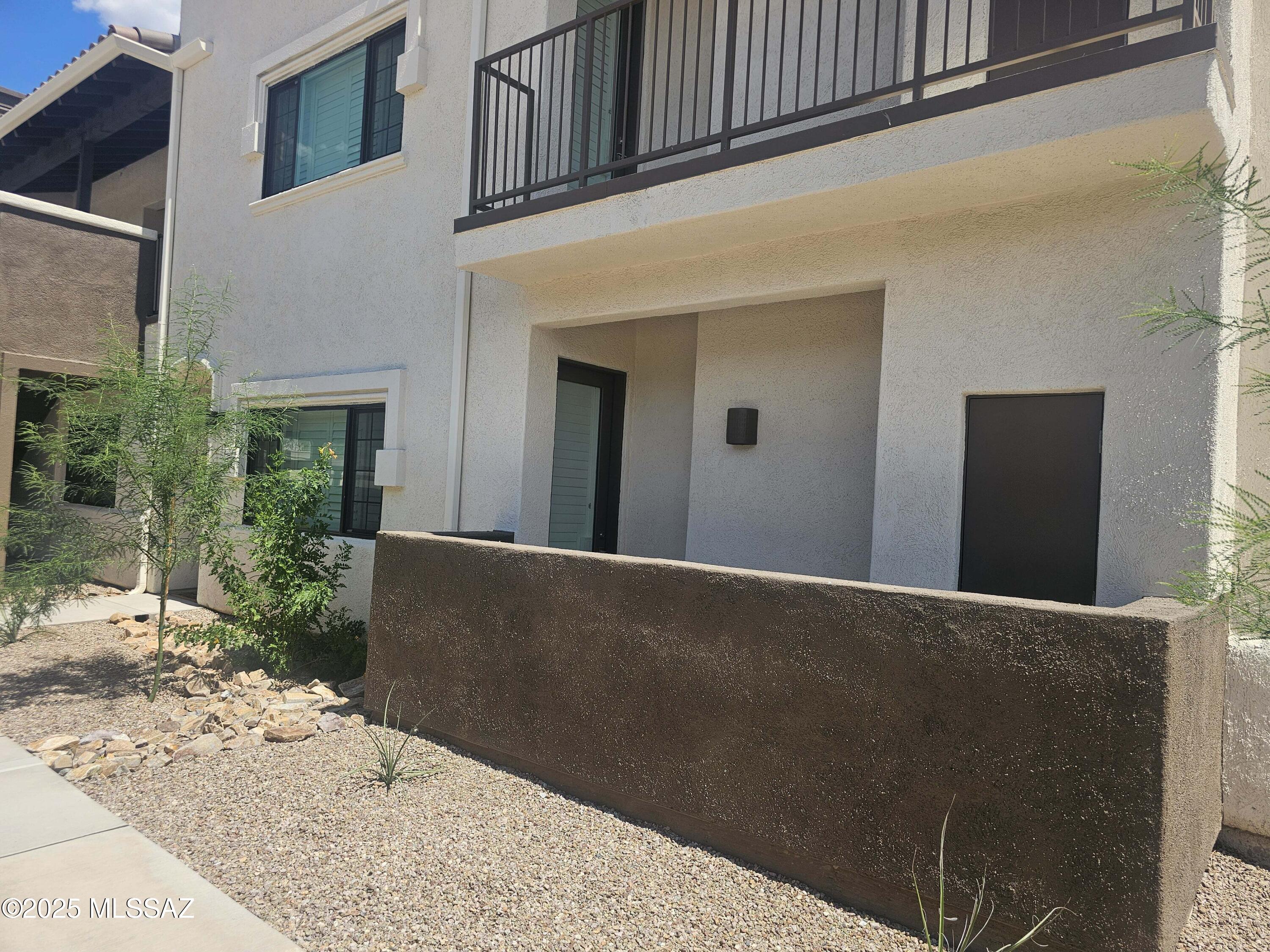 Placita Escondida Bldgs 18-20 Units 1-204 - Residential