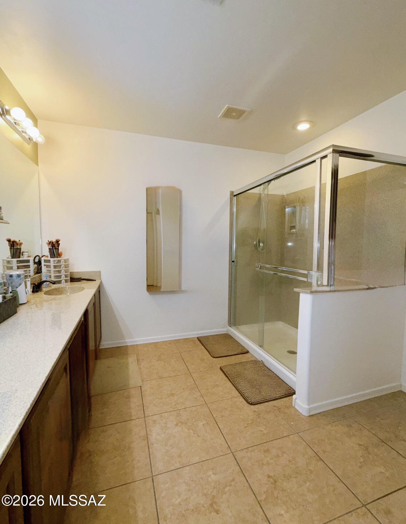Presidio De Cancion (1-200) - Residential