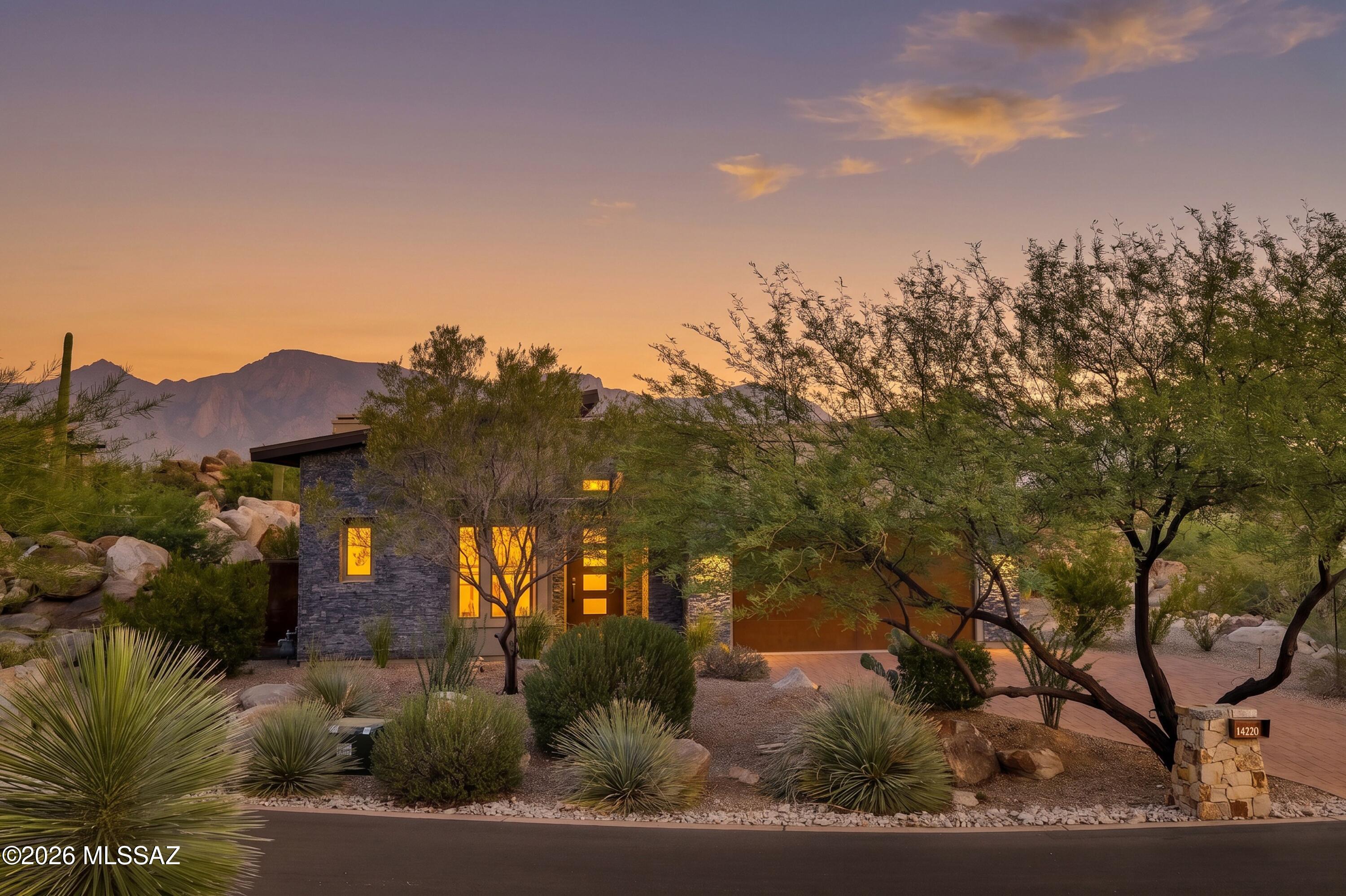 Meritage At Stone Canyon VIII - Residential
