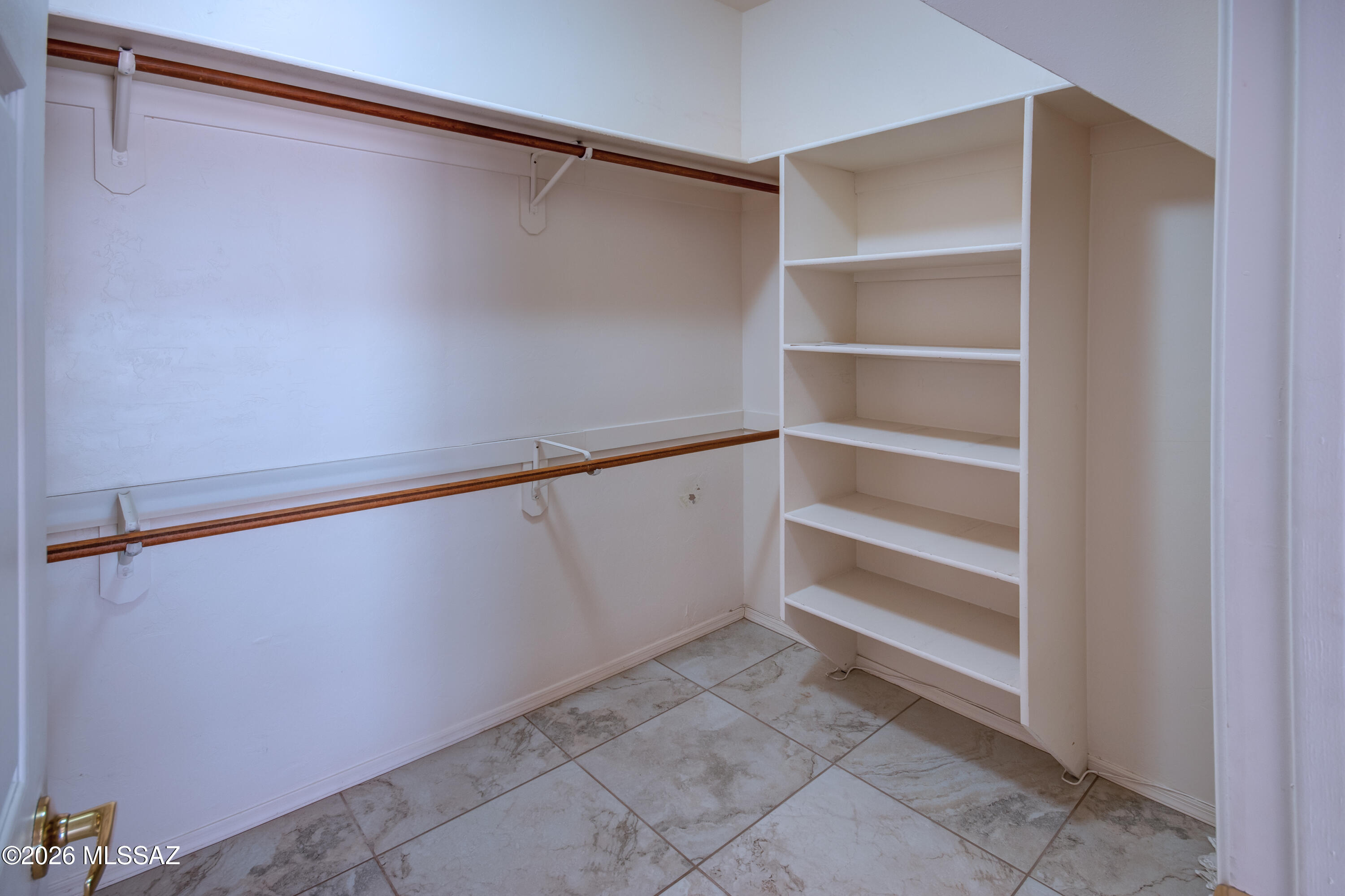Colonia De Los Alamos - Springpointe - Residential
