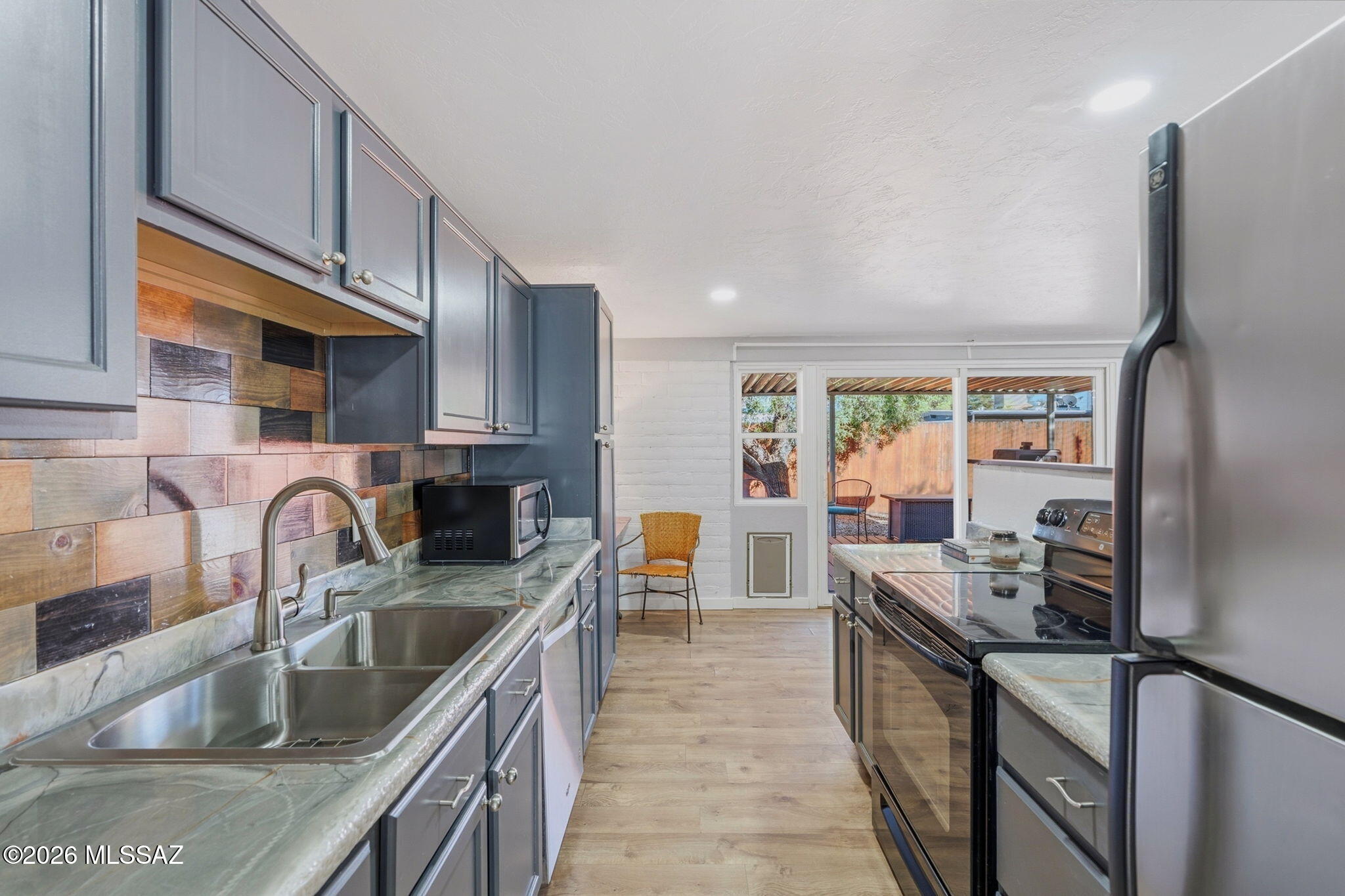 Vista Del Prado (1-274) - Residential