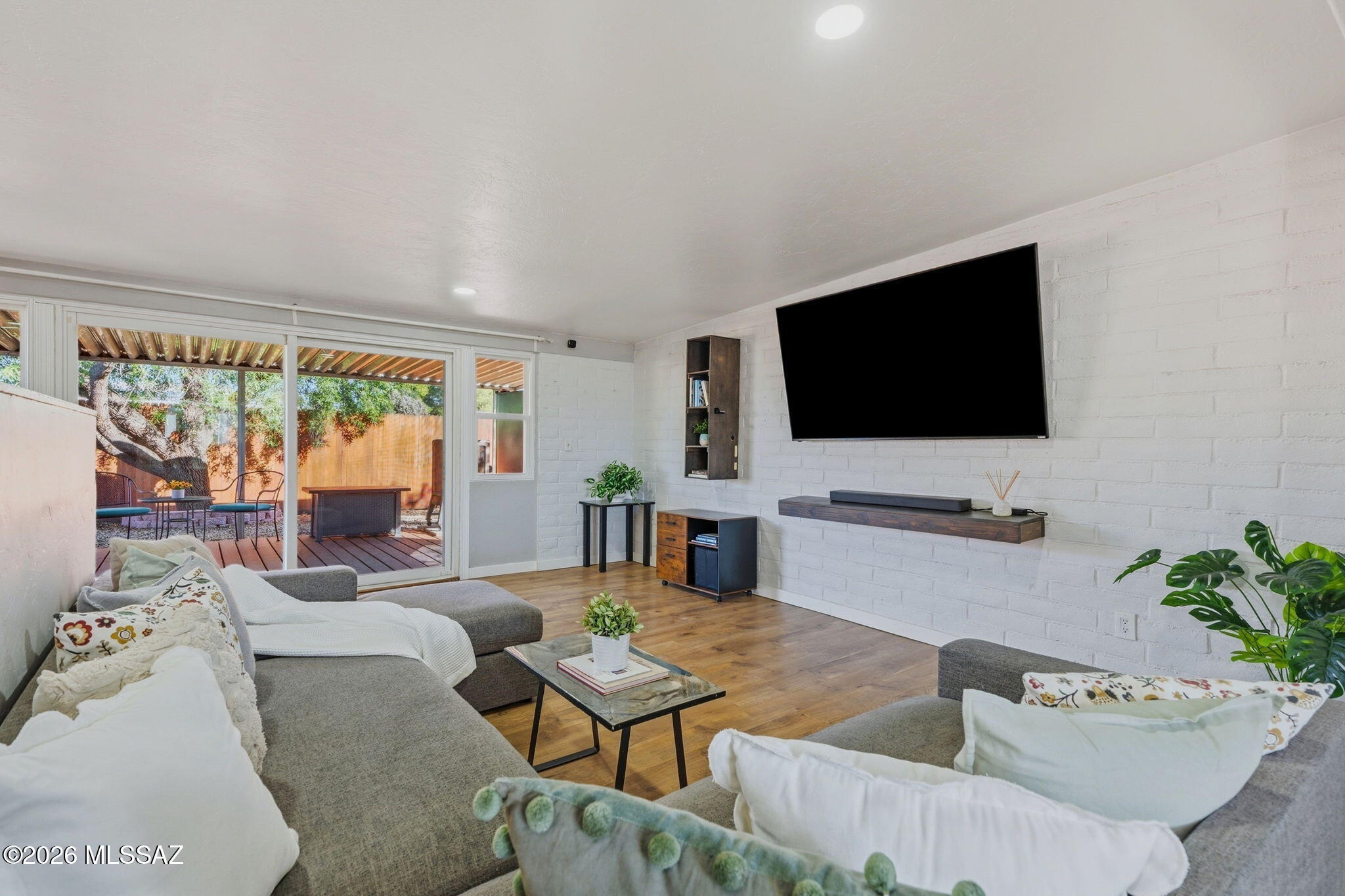Vista Del Prado (1-274) - Residential