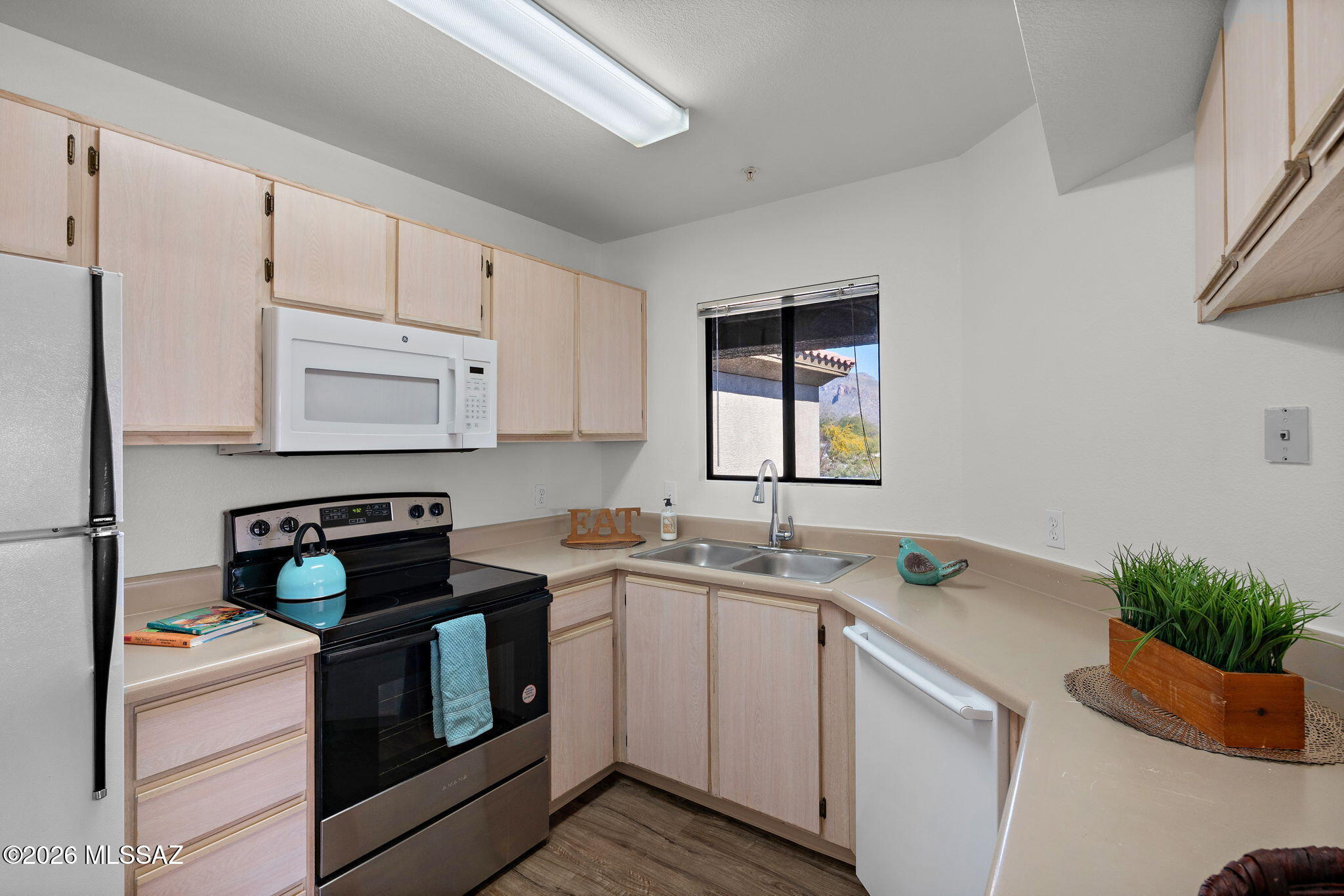 Veranda at Ventana Condominiums - Residential