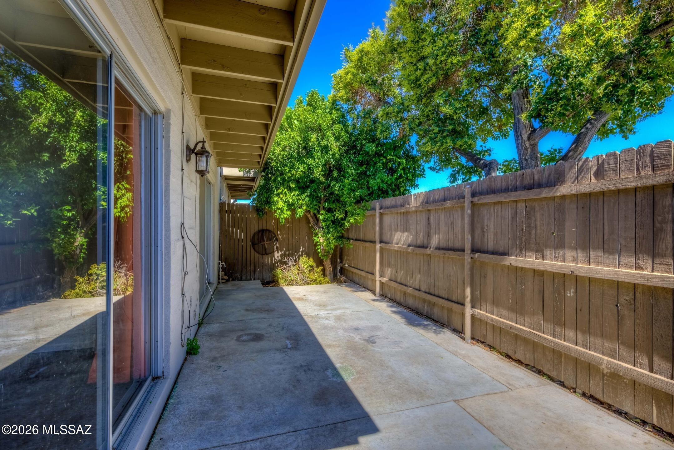 Tucson Prince Townhouses - Residential