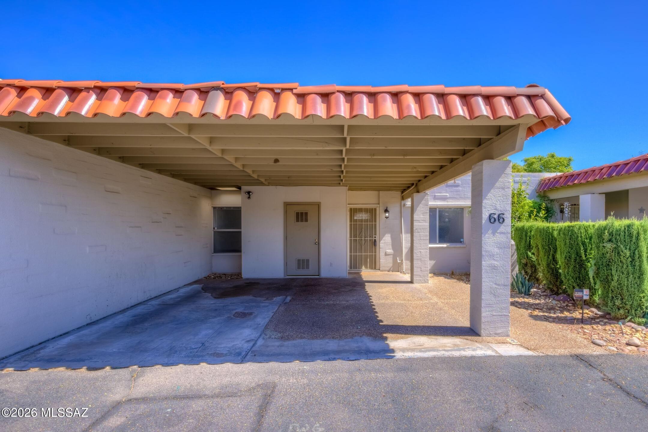 Tucson Prince Townhouses - Residential