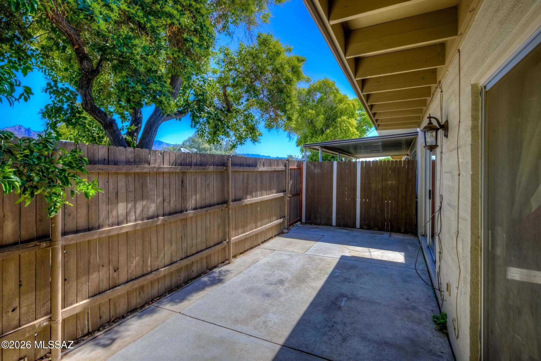 Tucson Prince Townhouses - Residential