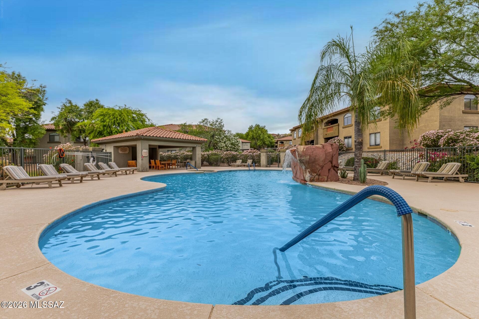 Veranda at Ventana Condominiums - Residential