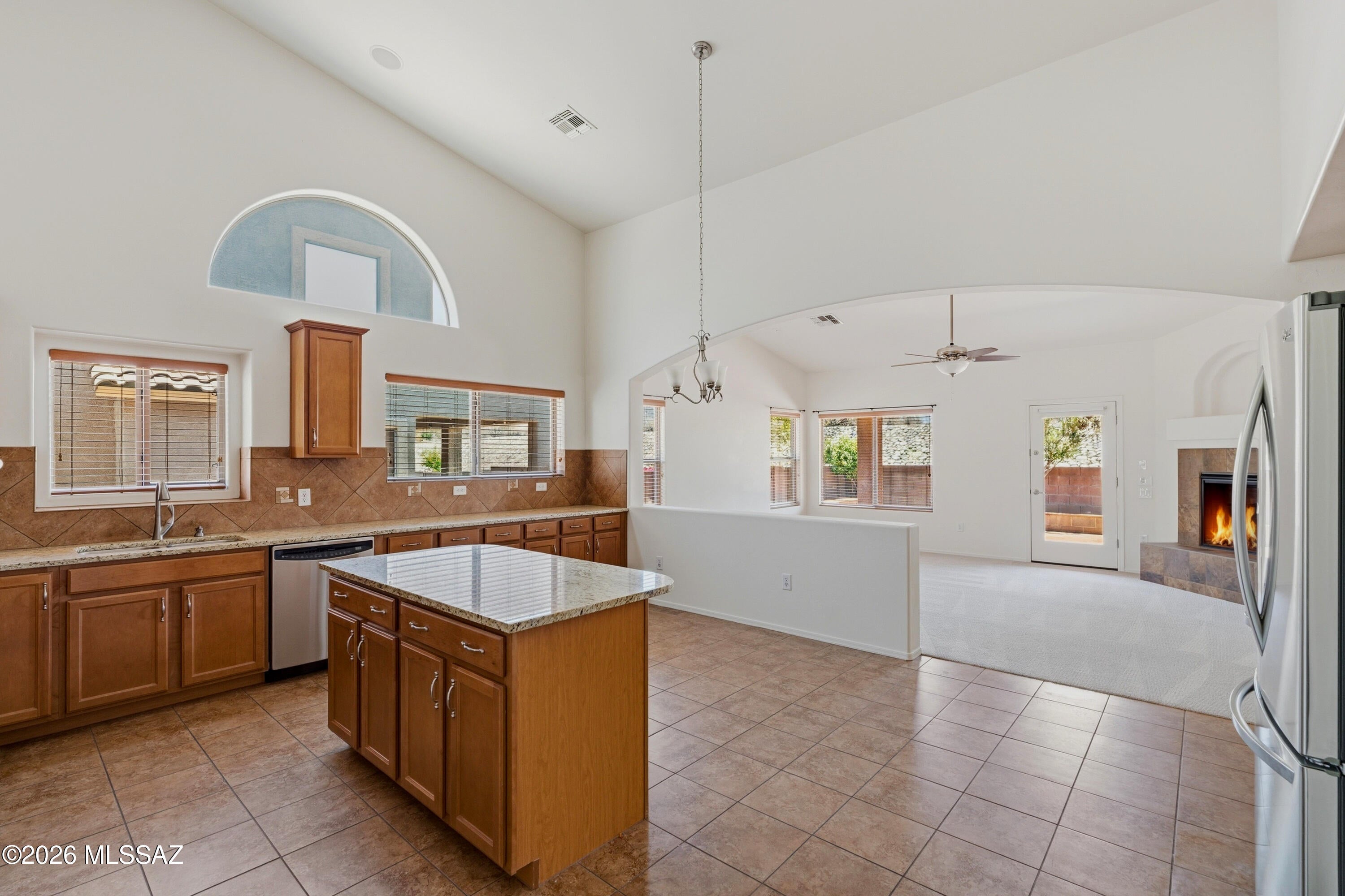 Tangerine Terrace (1-105) - Residential Lease