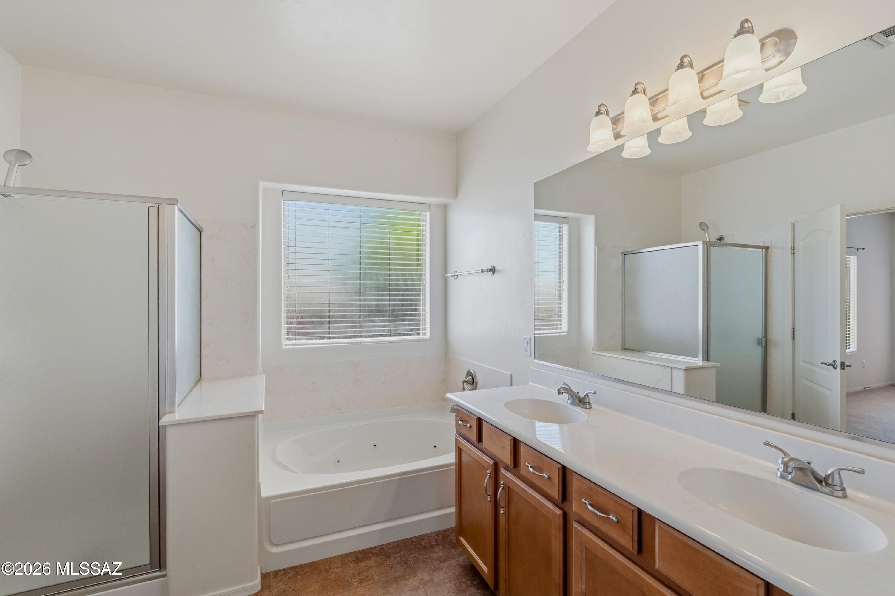 Tangerine Terrace (1-105) - Residential Lease