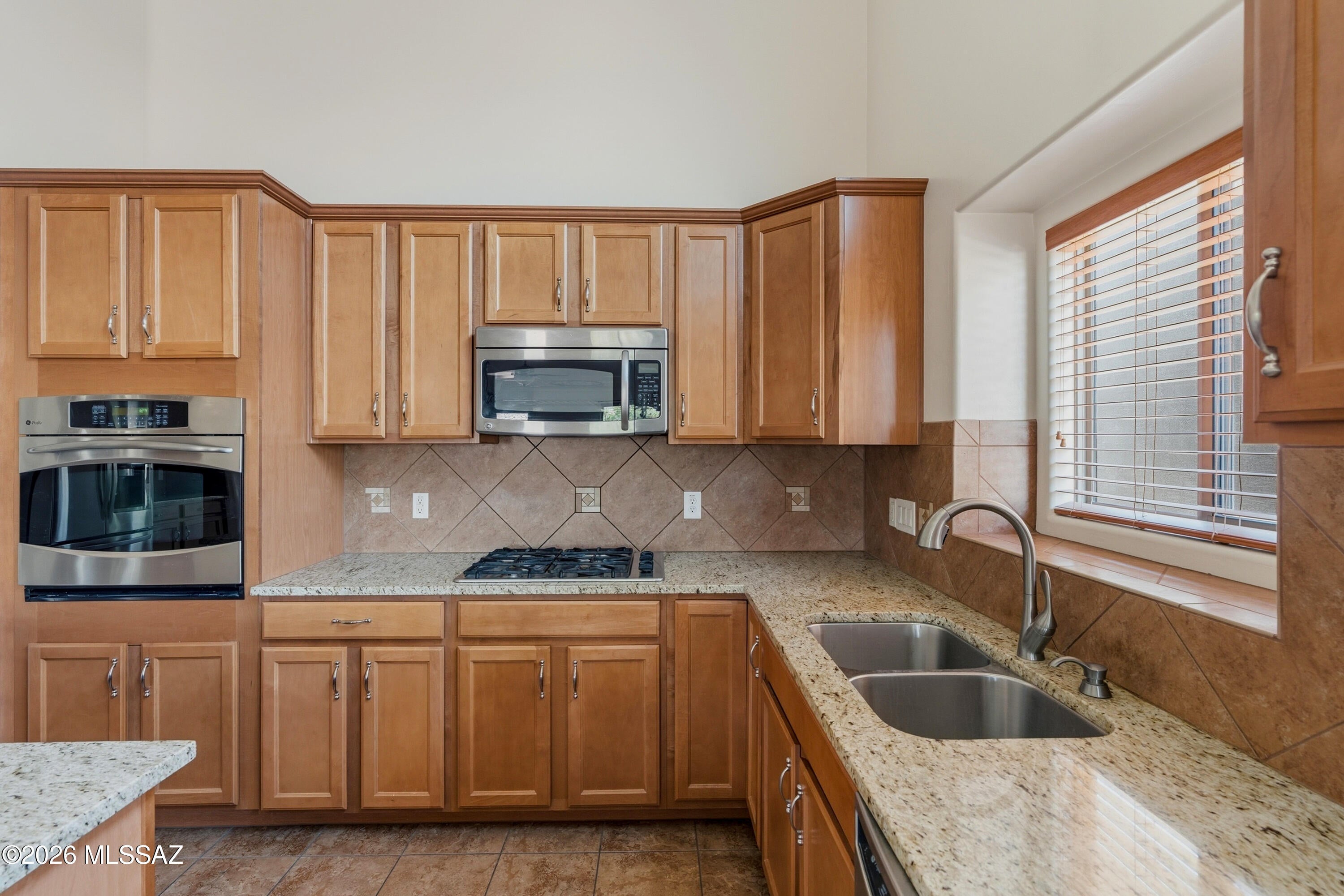 Tangerine Terrace (1-105) - Residential Lease