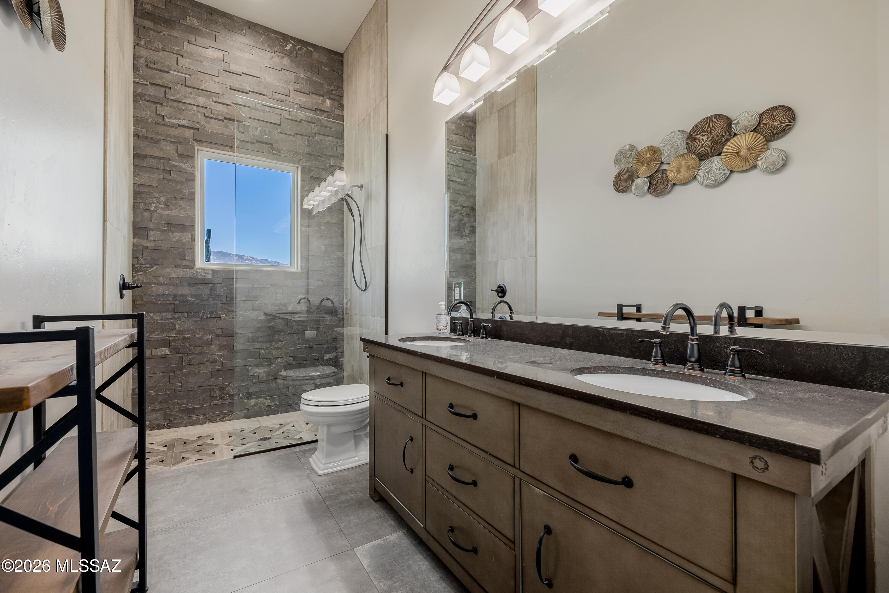 Coyote Creek (1-395) - Residential