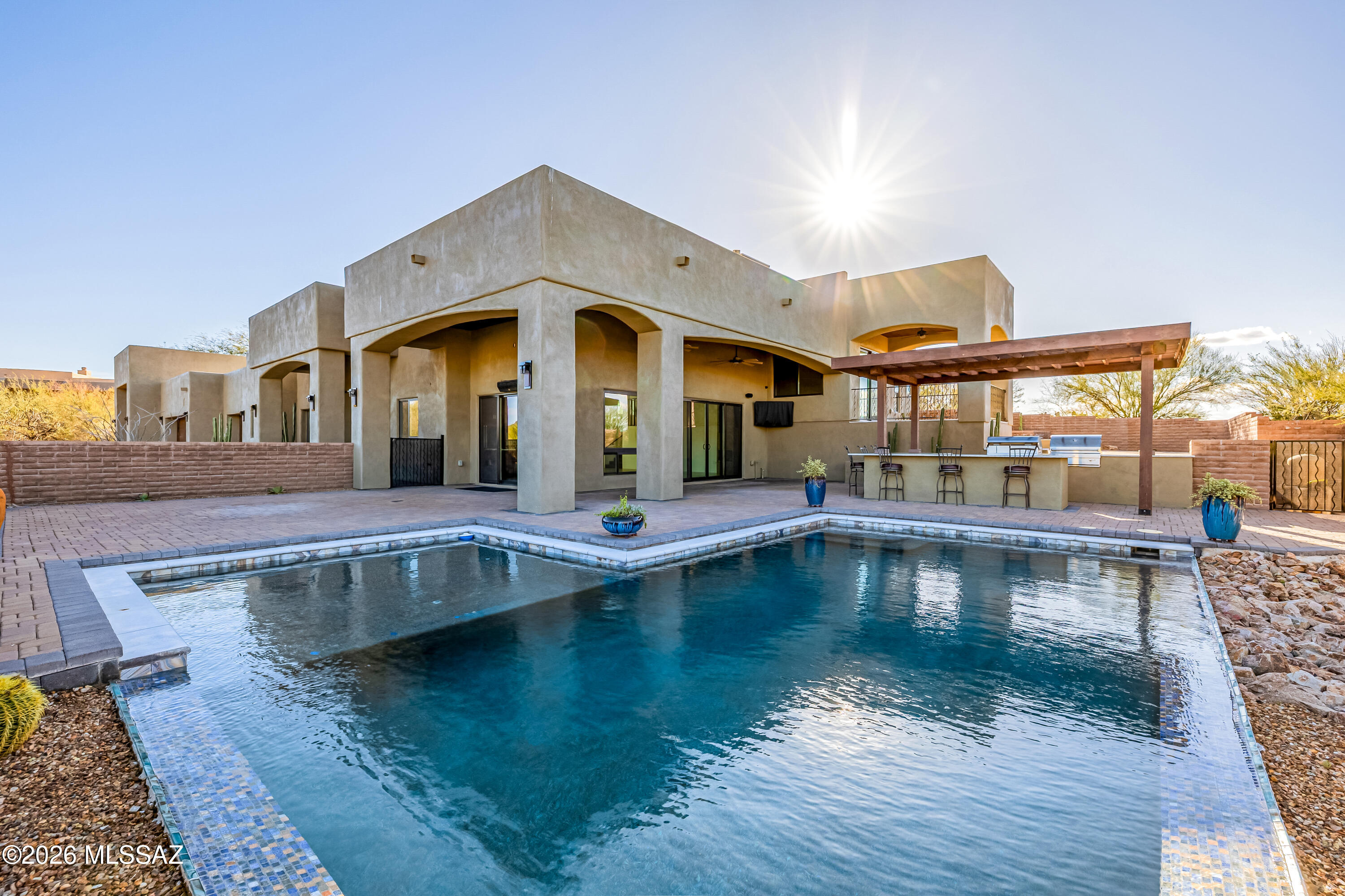 Coyote Creek (1-395) - Residential