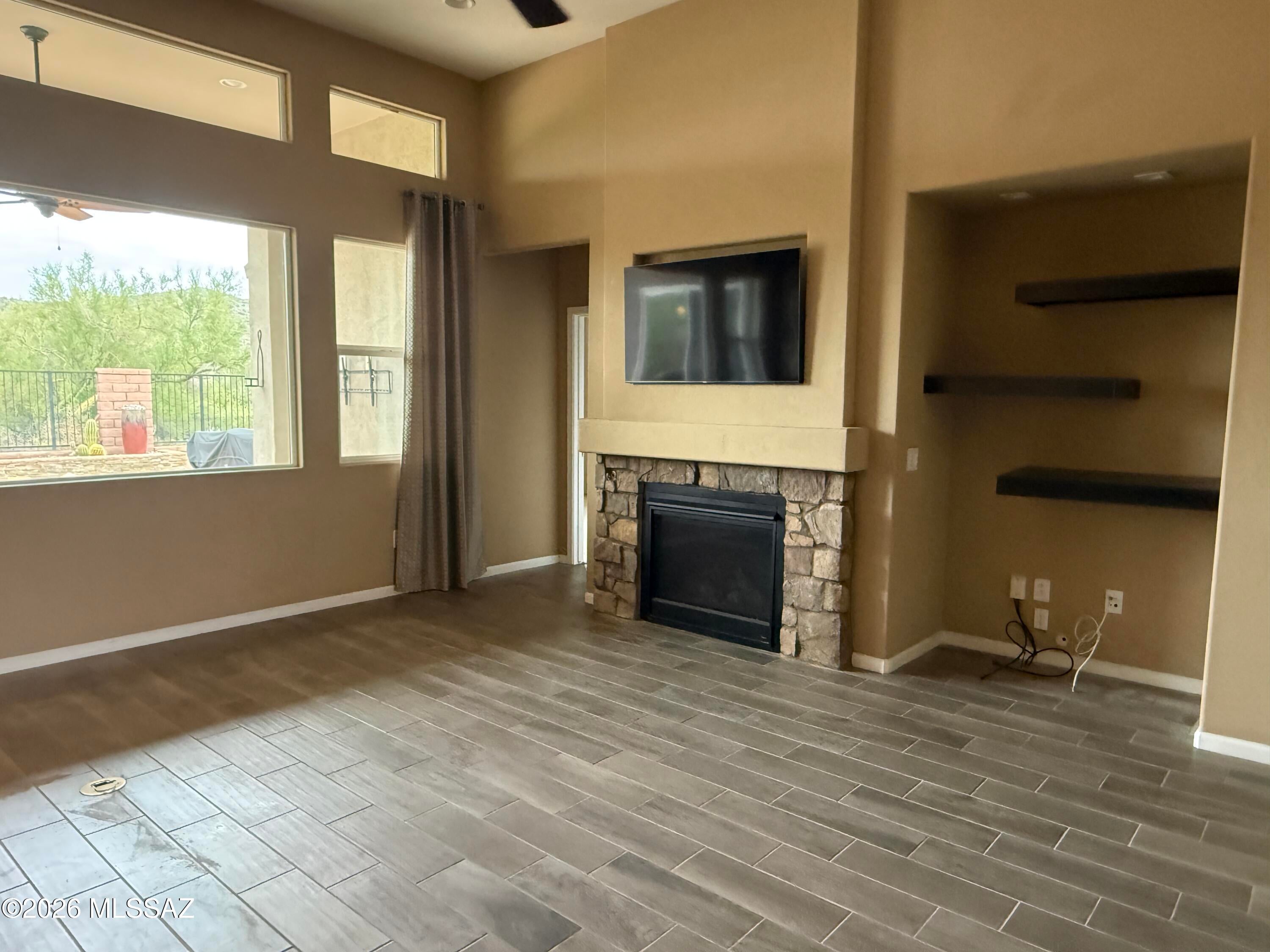Golden Barrel Place At Dove Mountain SQ20141710079 - Residential