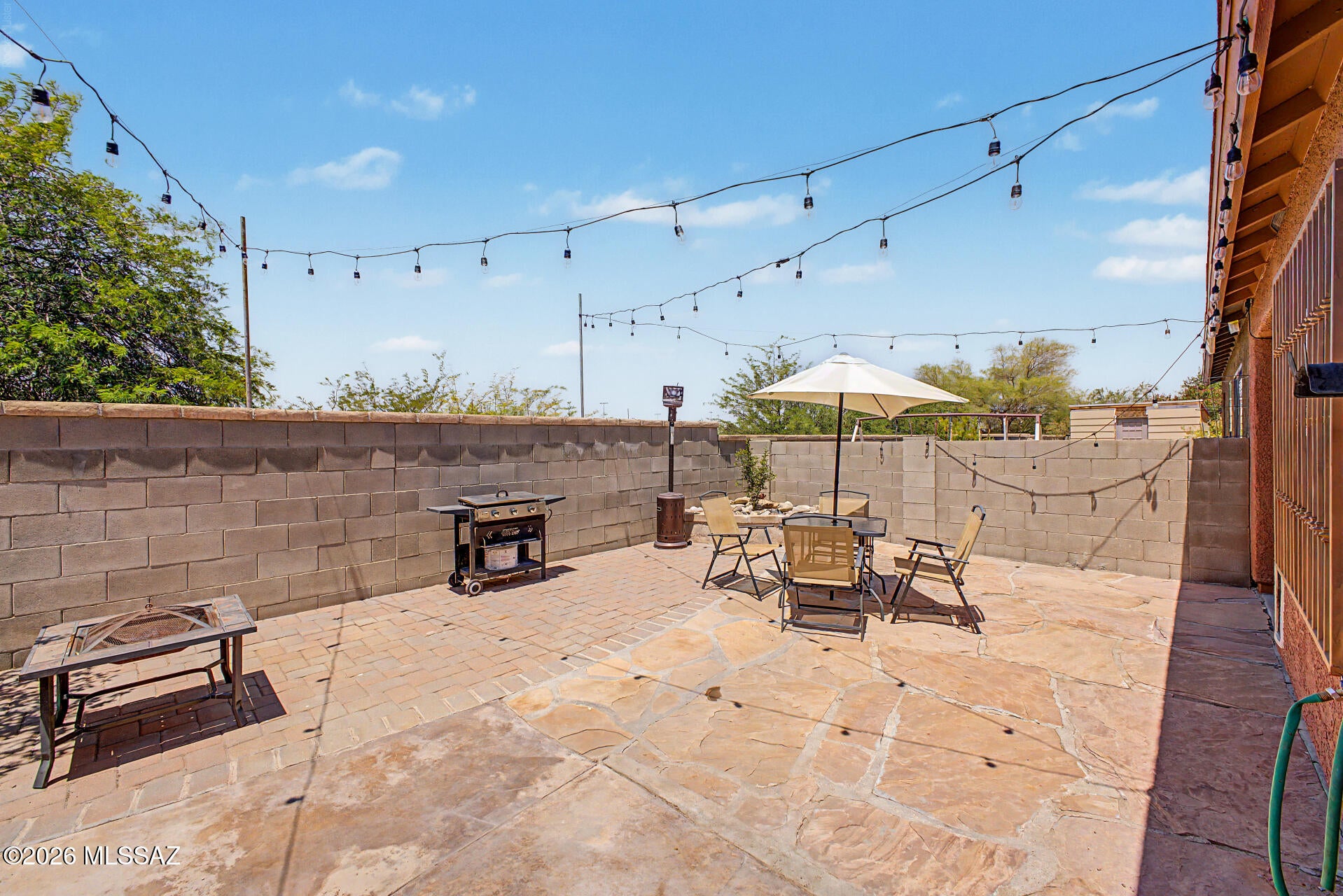 Tres Pueblos - Residential