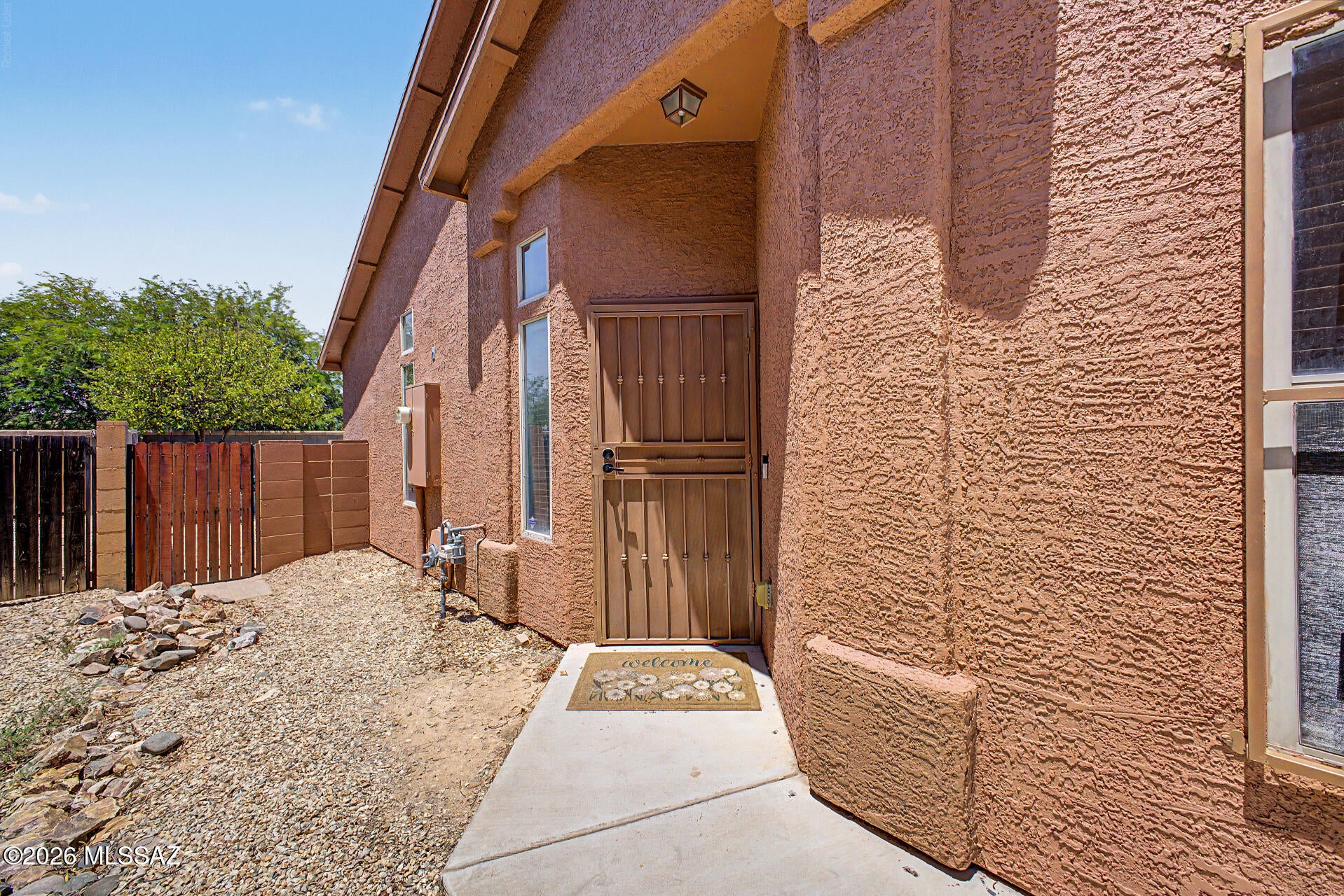 Tres Pueblos - Residential