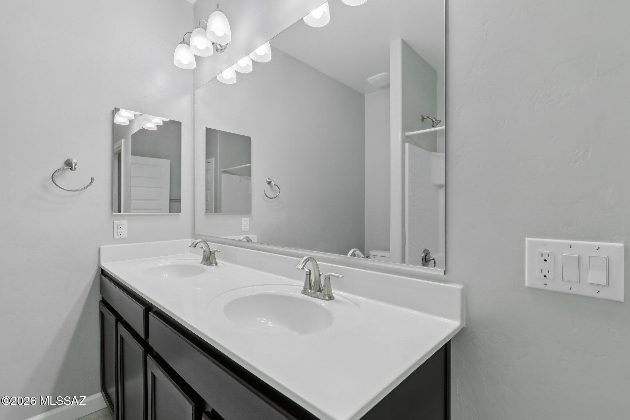 New Tucson Unit NO. 5 (1-312) - Residential