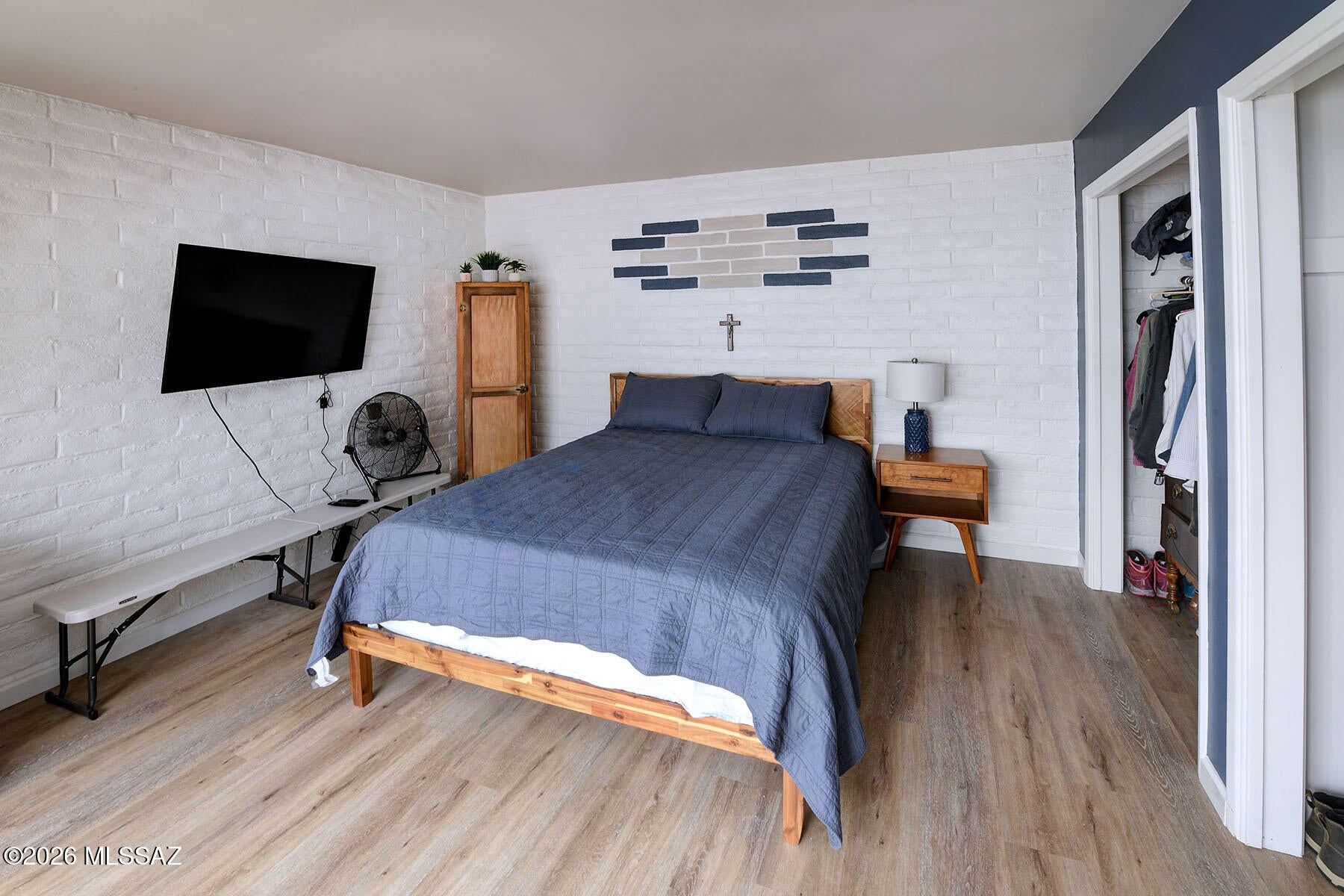 Las Lomitas (1) - Residential