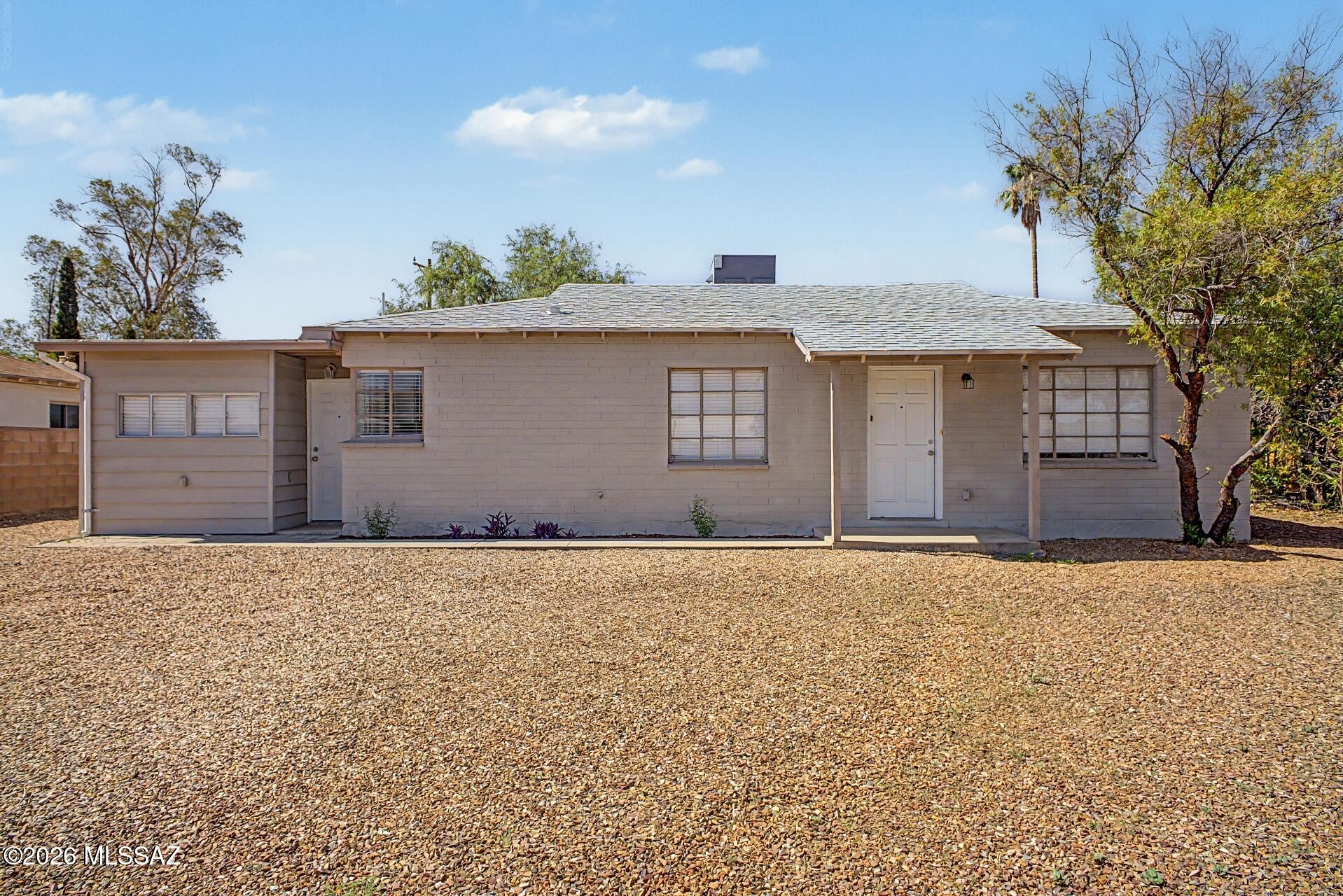 Del Monte Village - Residential