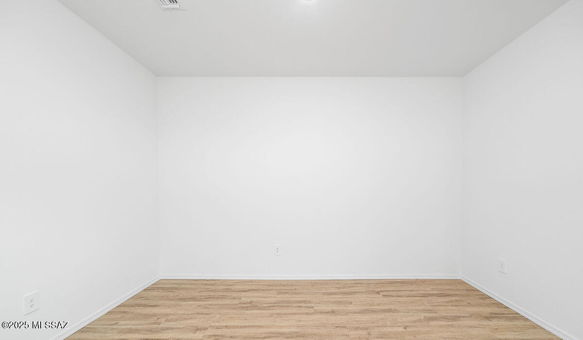 Saguaro Bloom SQ20180540069 - Residential