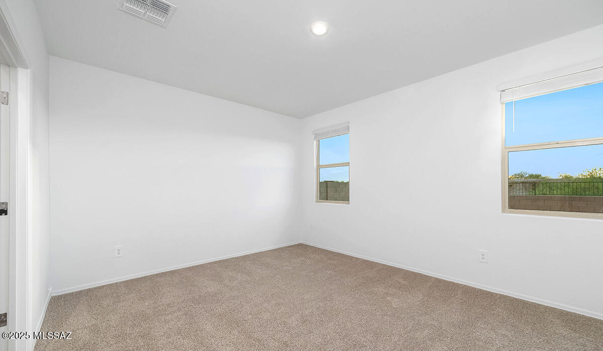 Saguaro Bloom SQ20180540069 - Residential