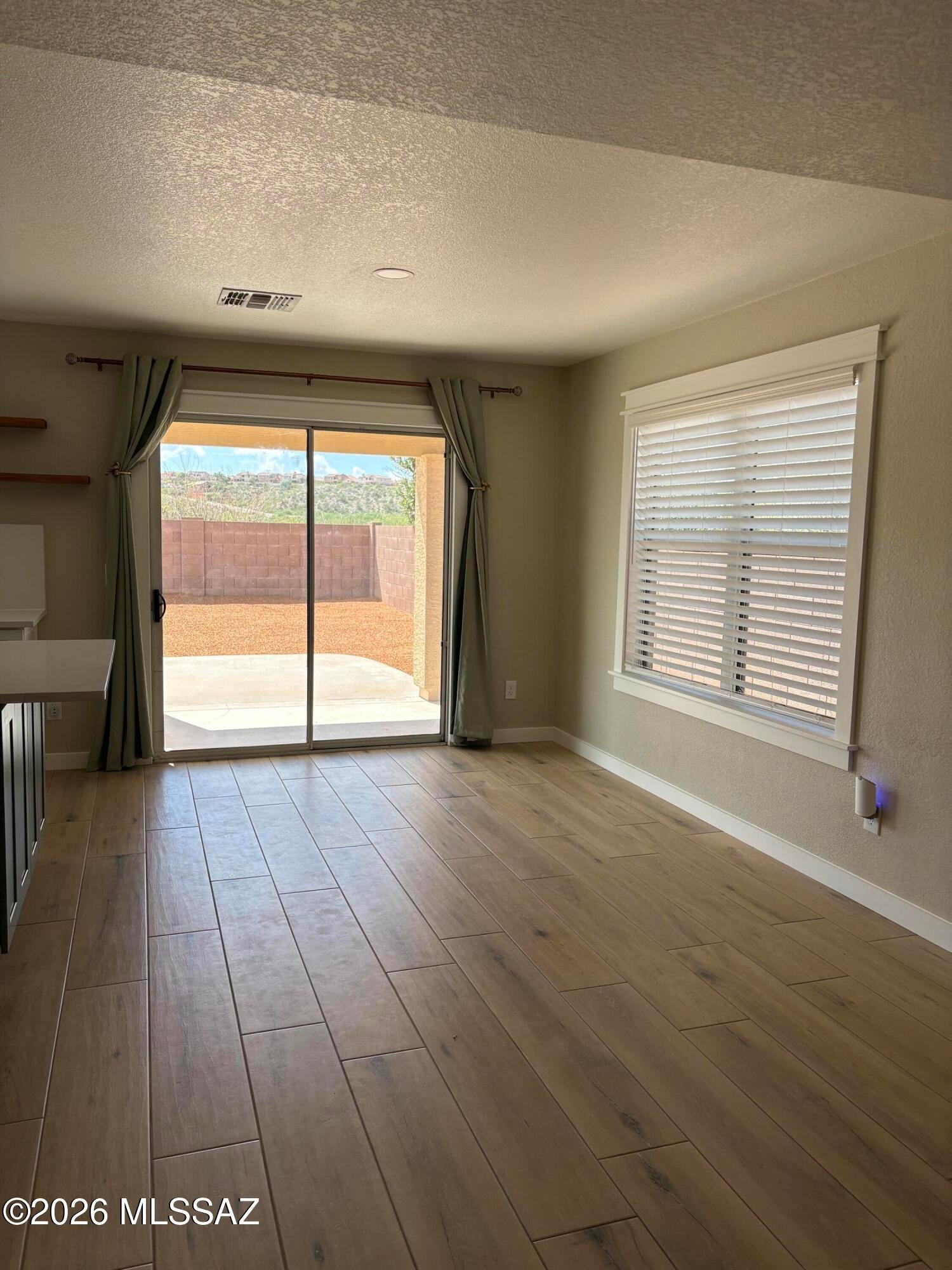 Rancho Del Lago (1-100) - Residential Lease