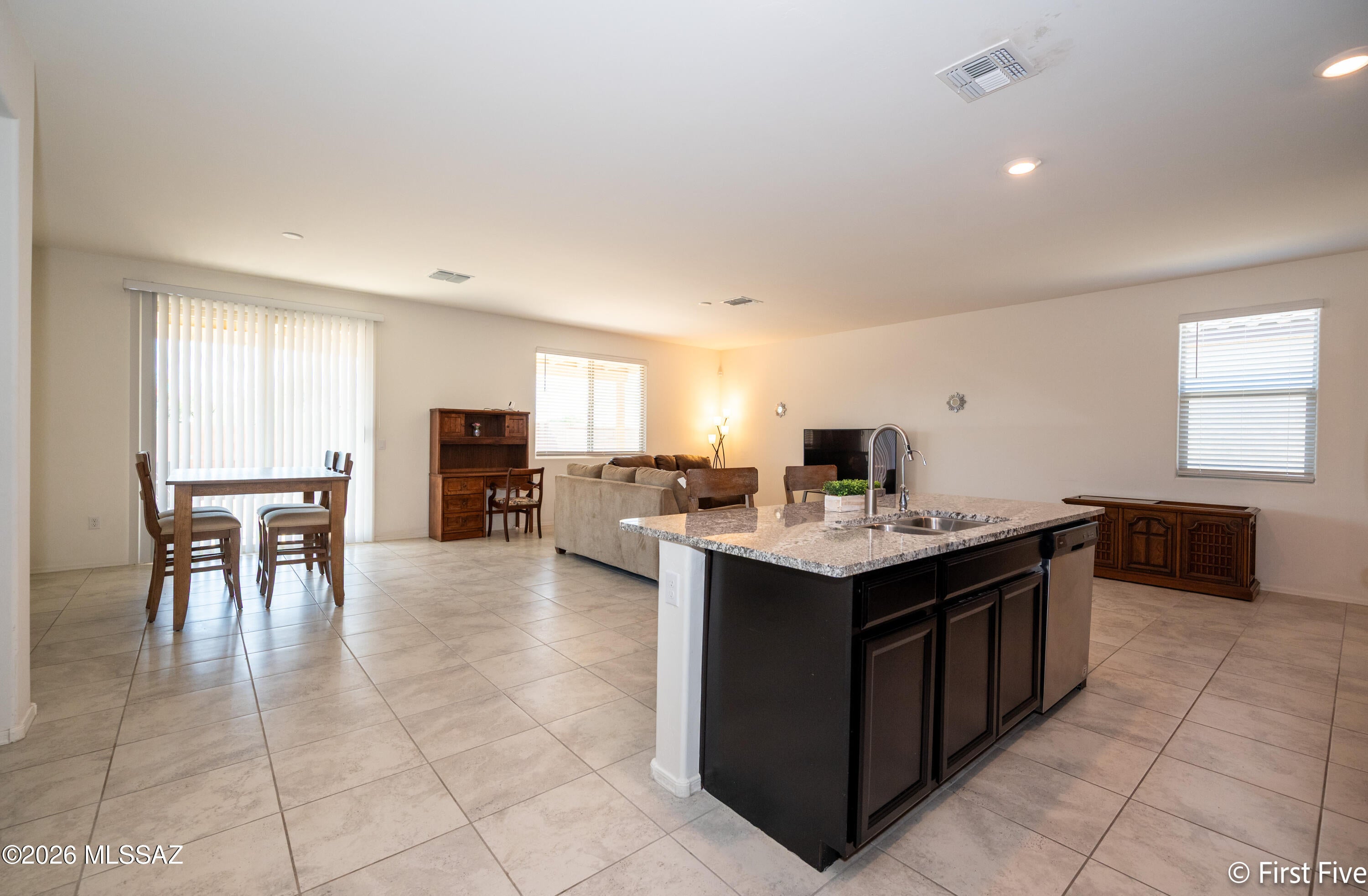 Bella Tierra - Residential