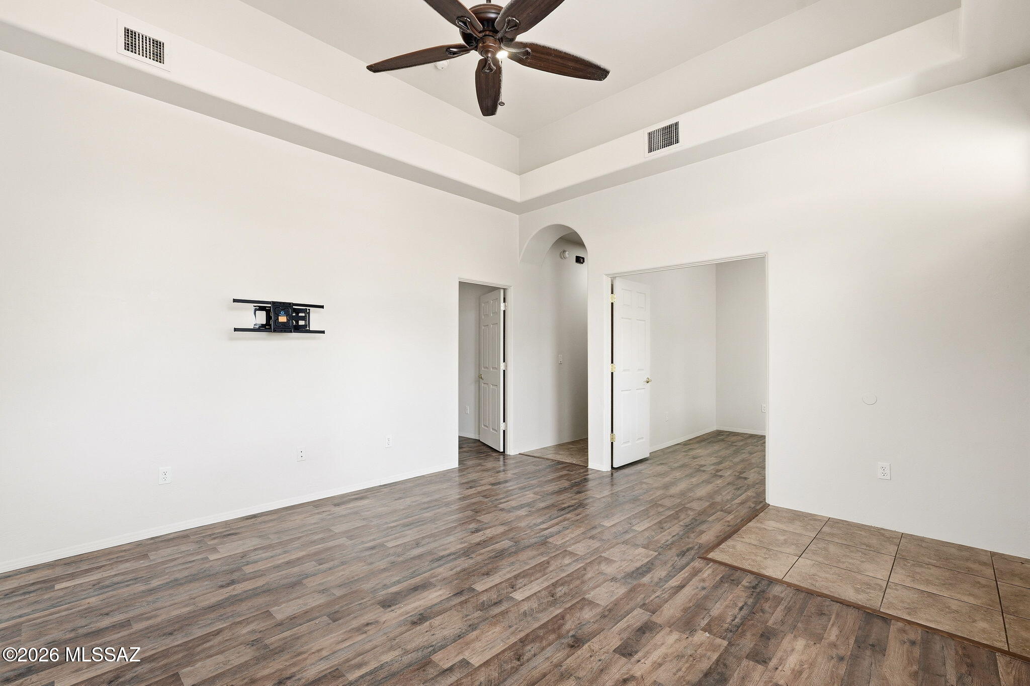 Kinney Village (1-112) - Residential