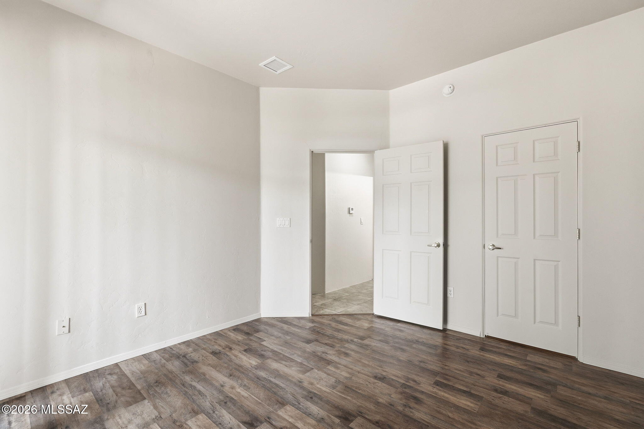 Kinney Village (1-112) - Residential