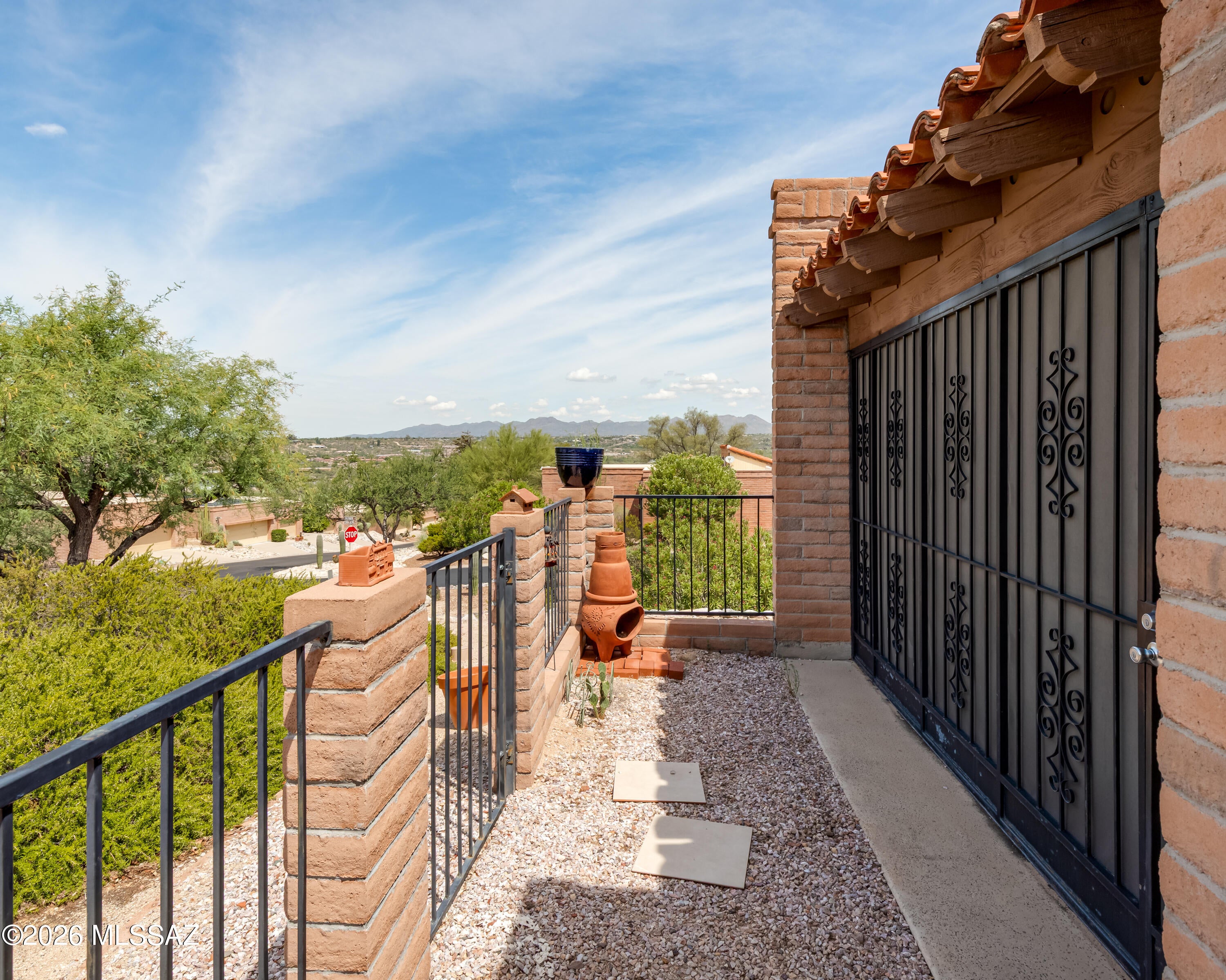 La Cholla Hills(1-313) - Residential