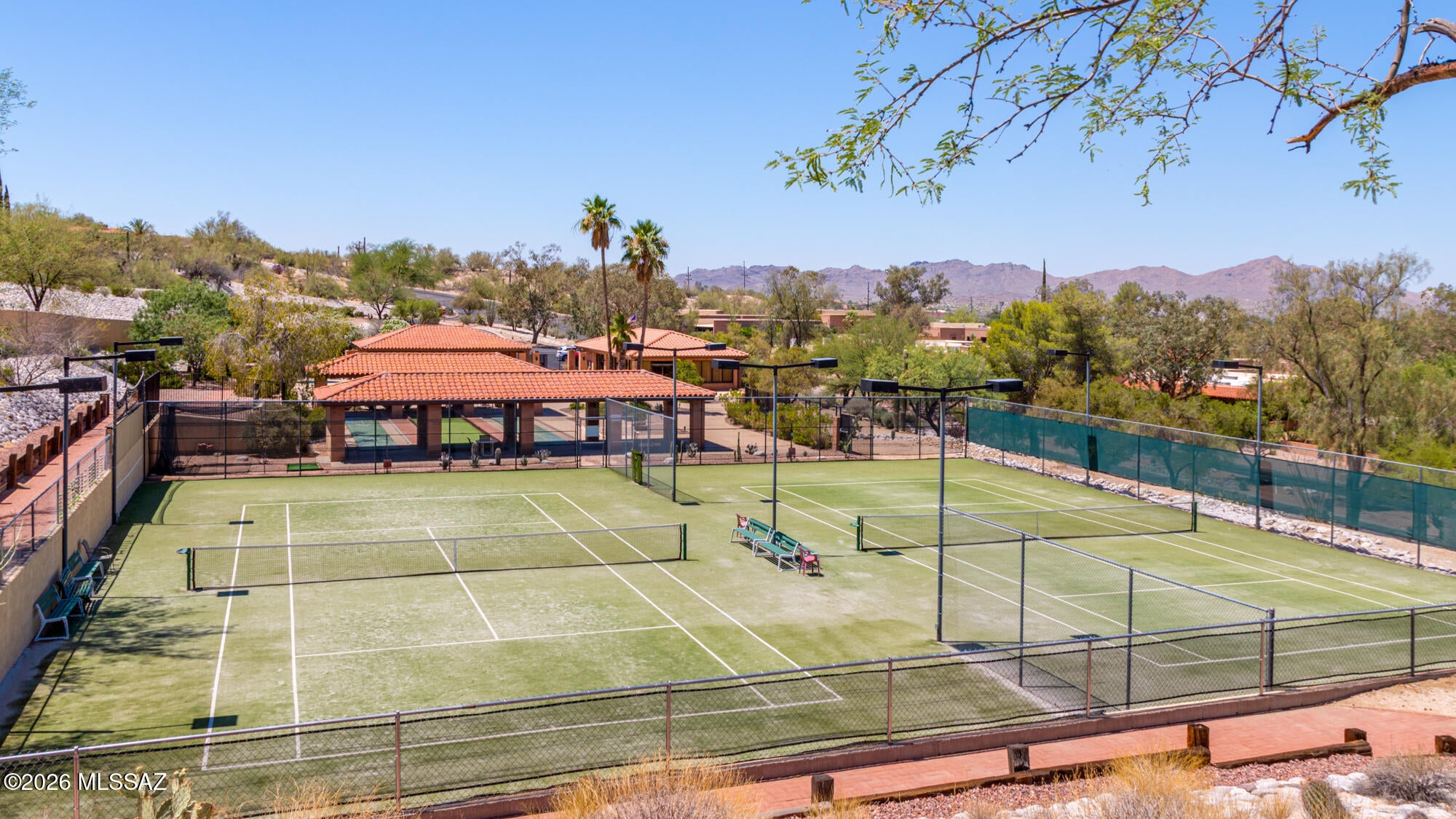 La Cholla Hills(1-313) - Residential