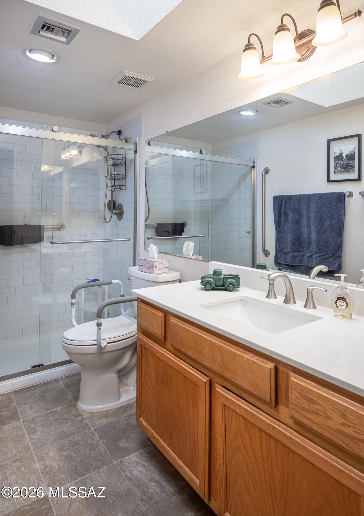 La Cholla Hills(1-313) - Residential
