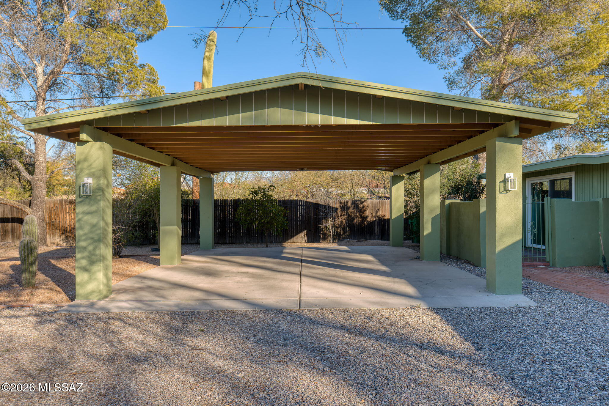 Indian Ridge Terrace (1-32) - Residential