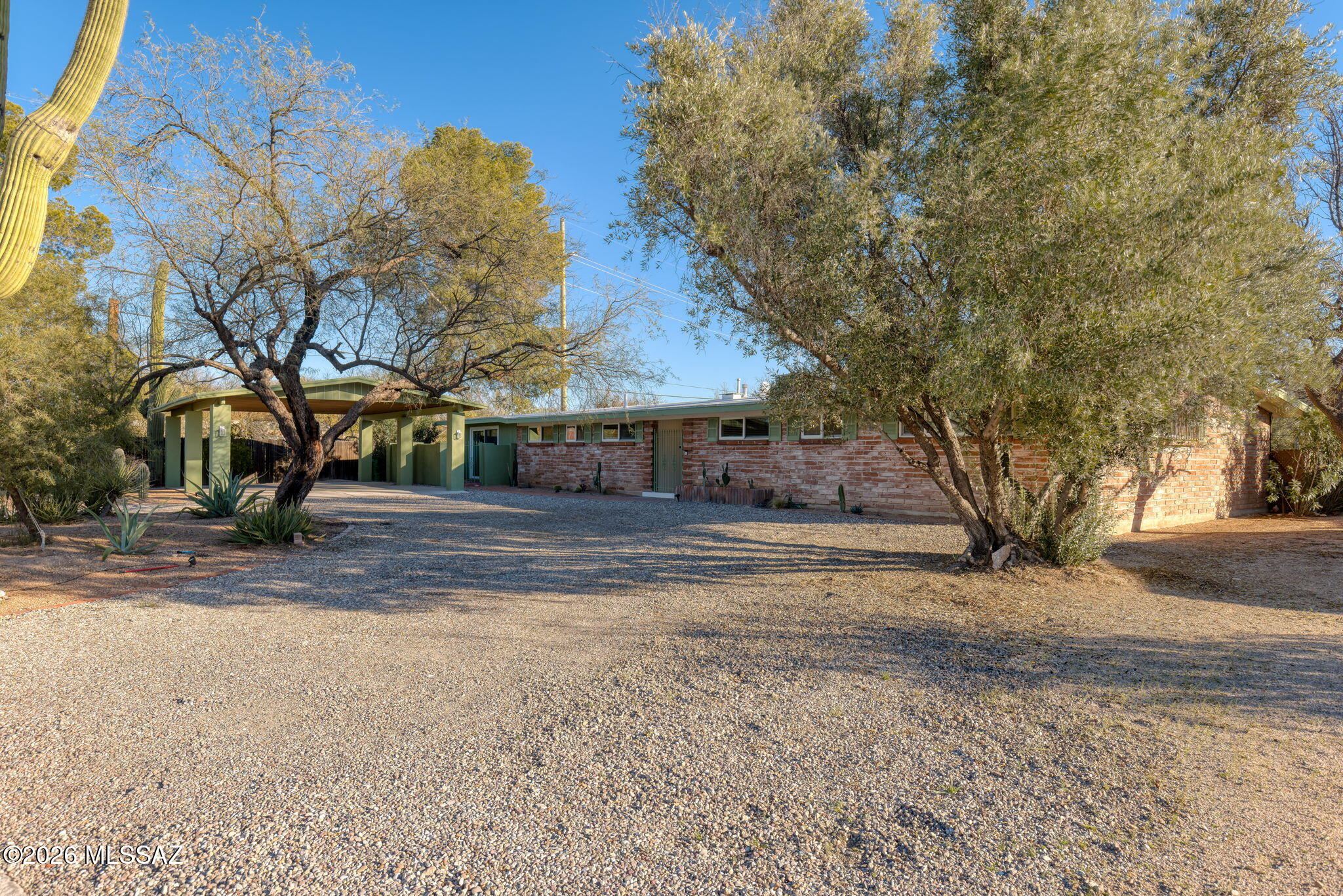 Indian Ridge Terrace (1-32) - Residential