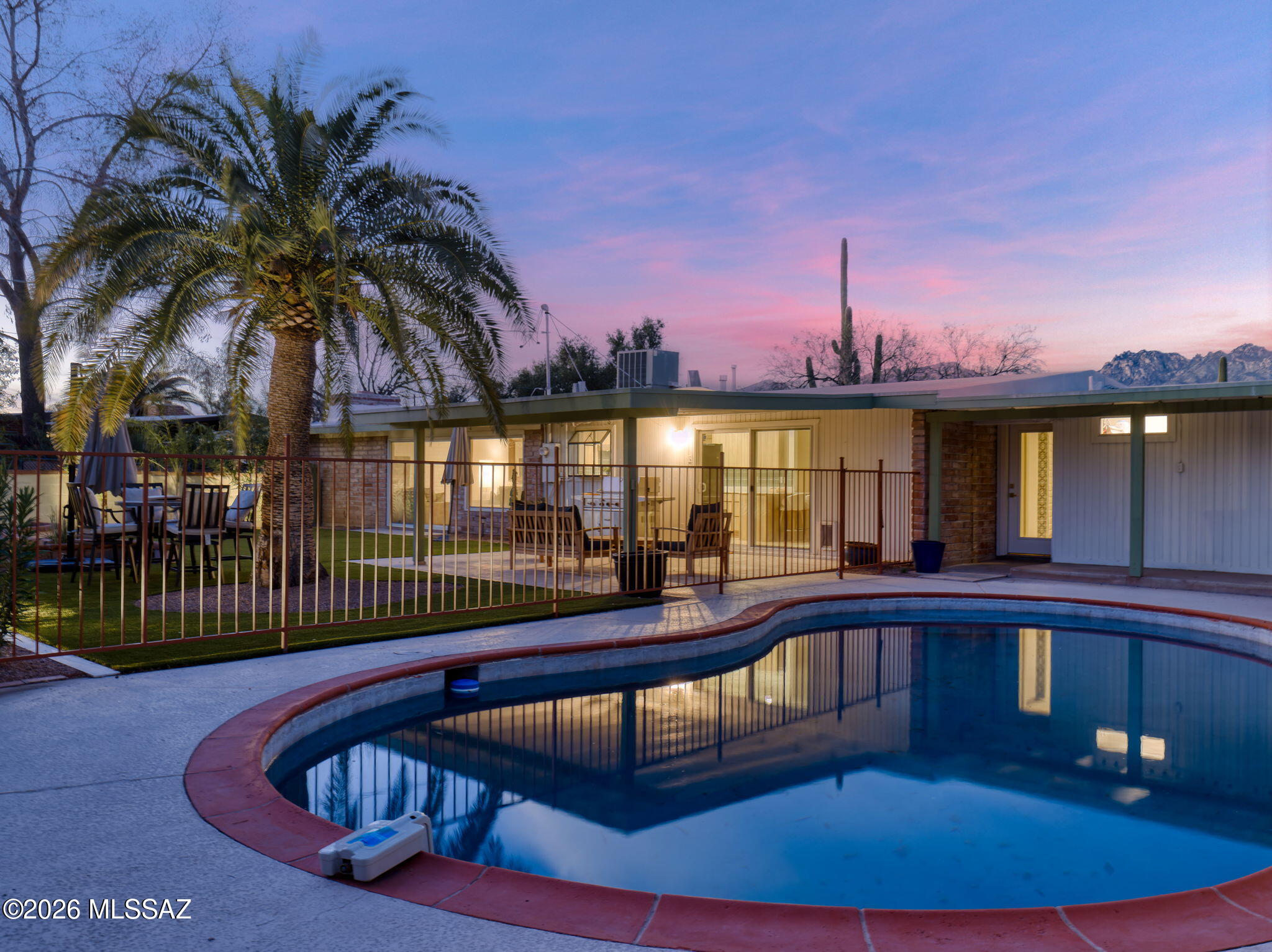 Indian Ridge Terrace (1-32) - Residential