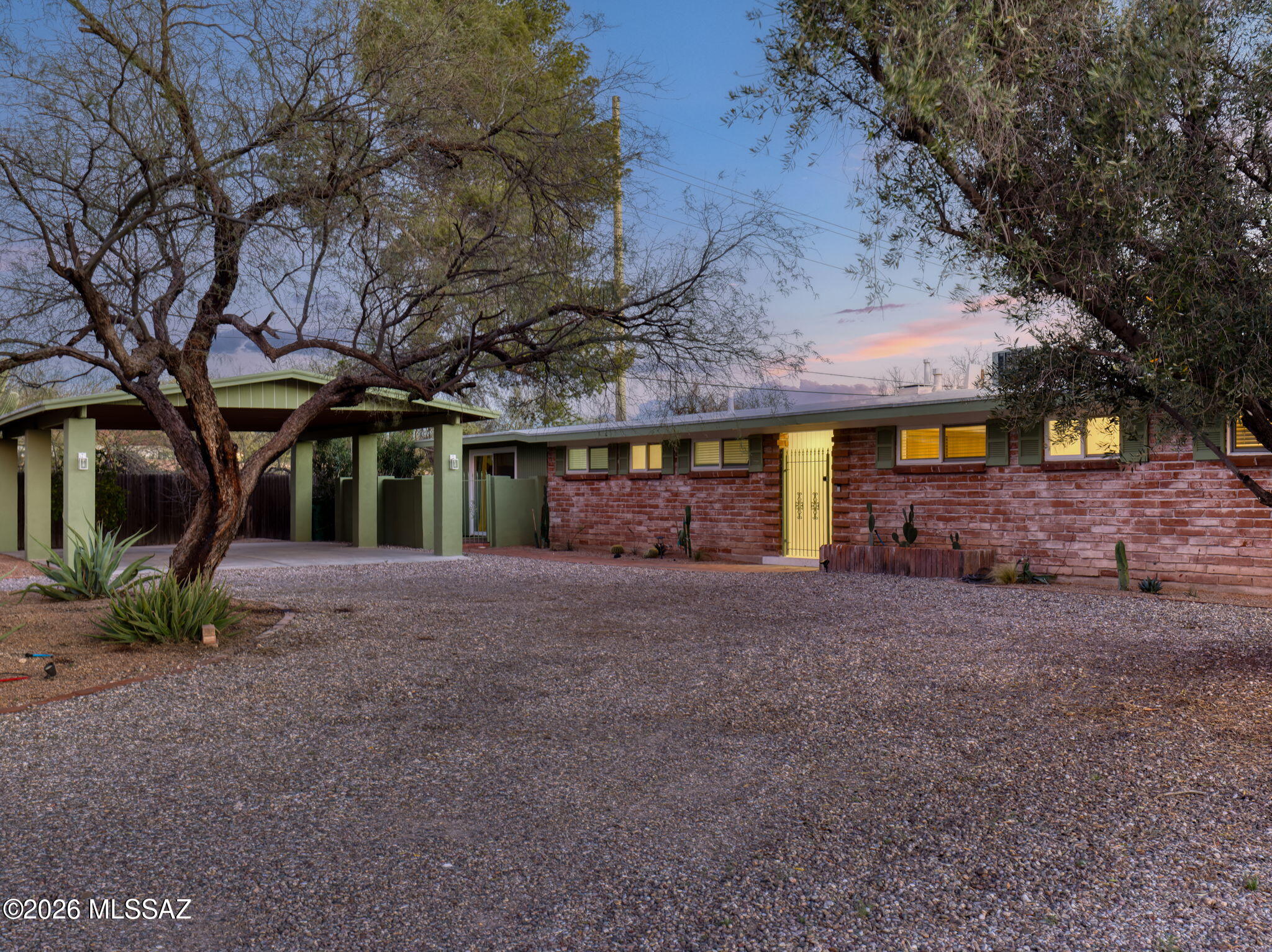 Indian Ridge Terrace (1-32) - Residential