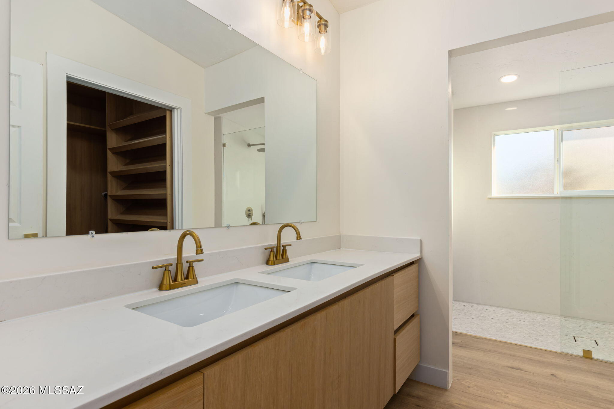 Indian Ridge Terrace (1-32) - Residential