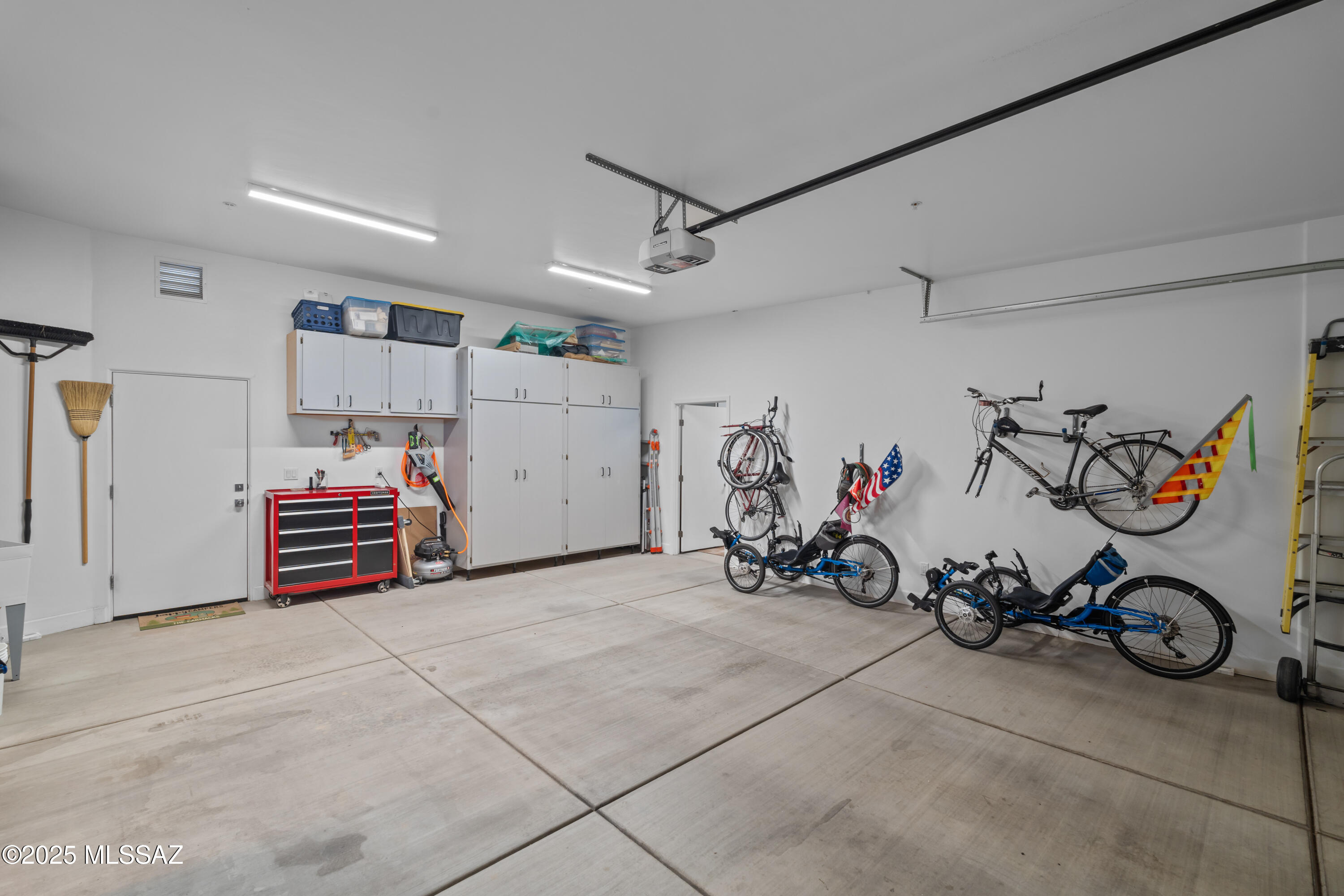 Coyote Creek (1-395) - Residential