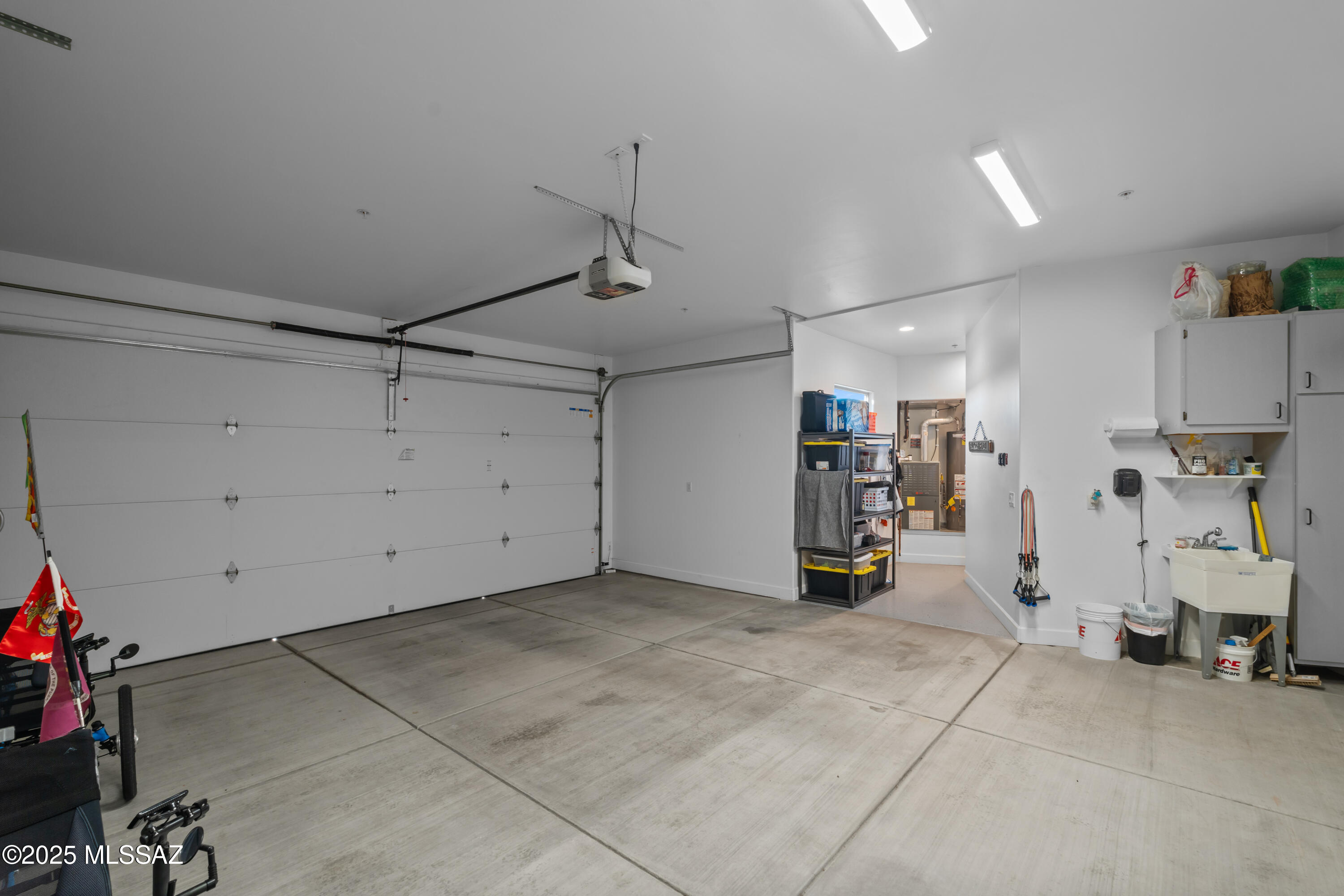 Coyote Creek (1-395) - Residential