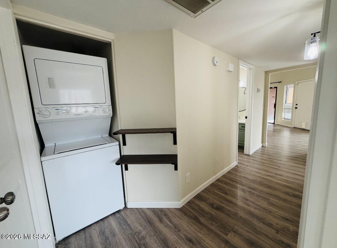 Mountain View Condos. (1-76) - Residential