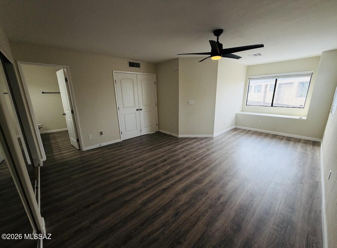 Mountain View Condos. (1-76) - Residential