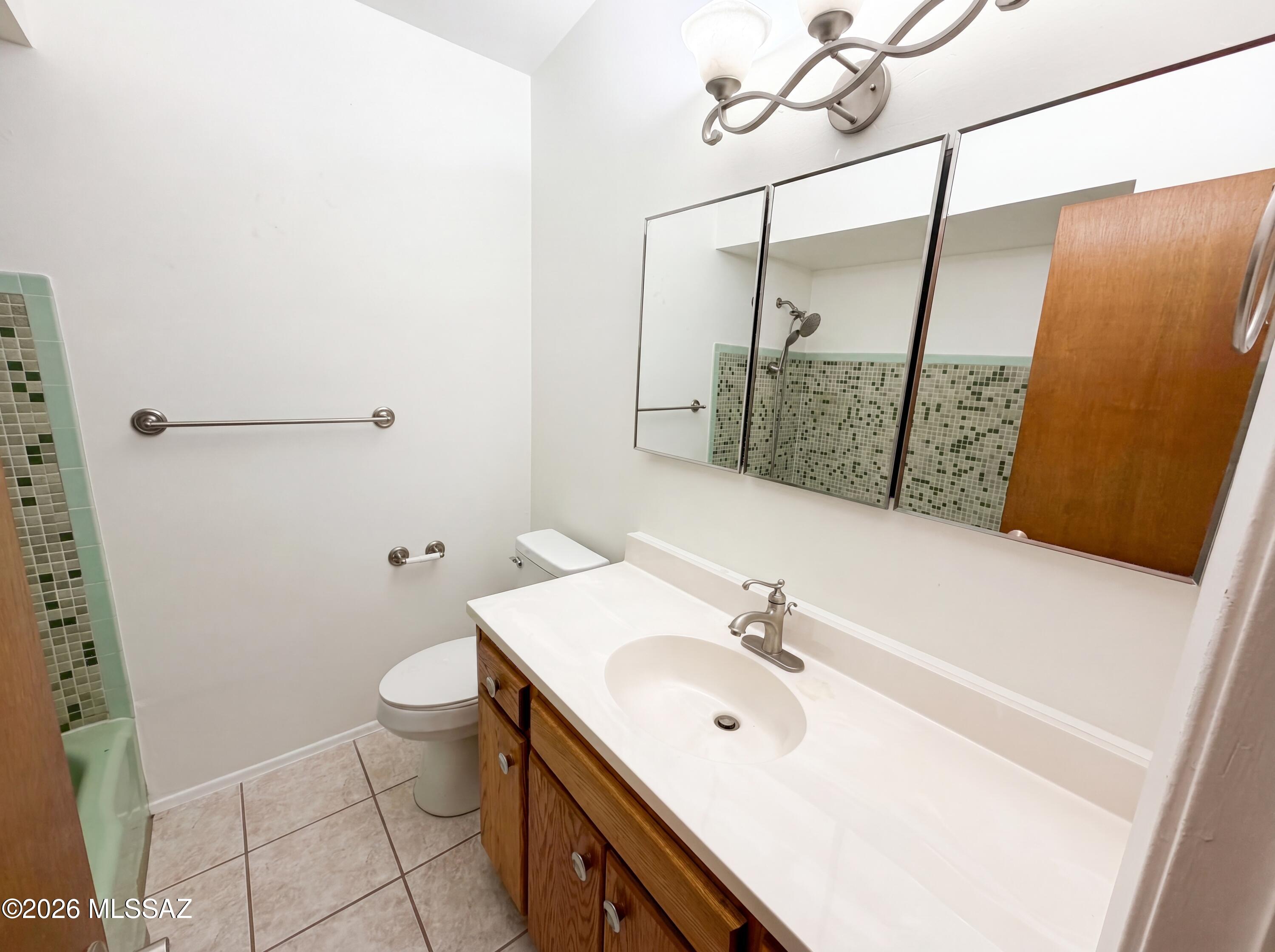 Longview Estates (108-193) - Residential